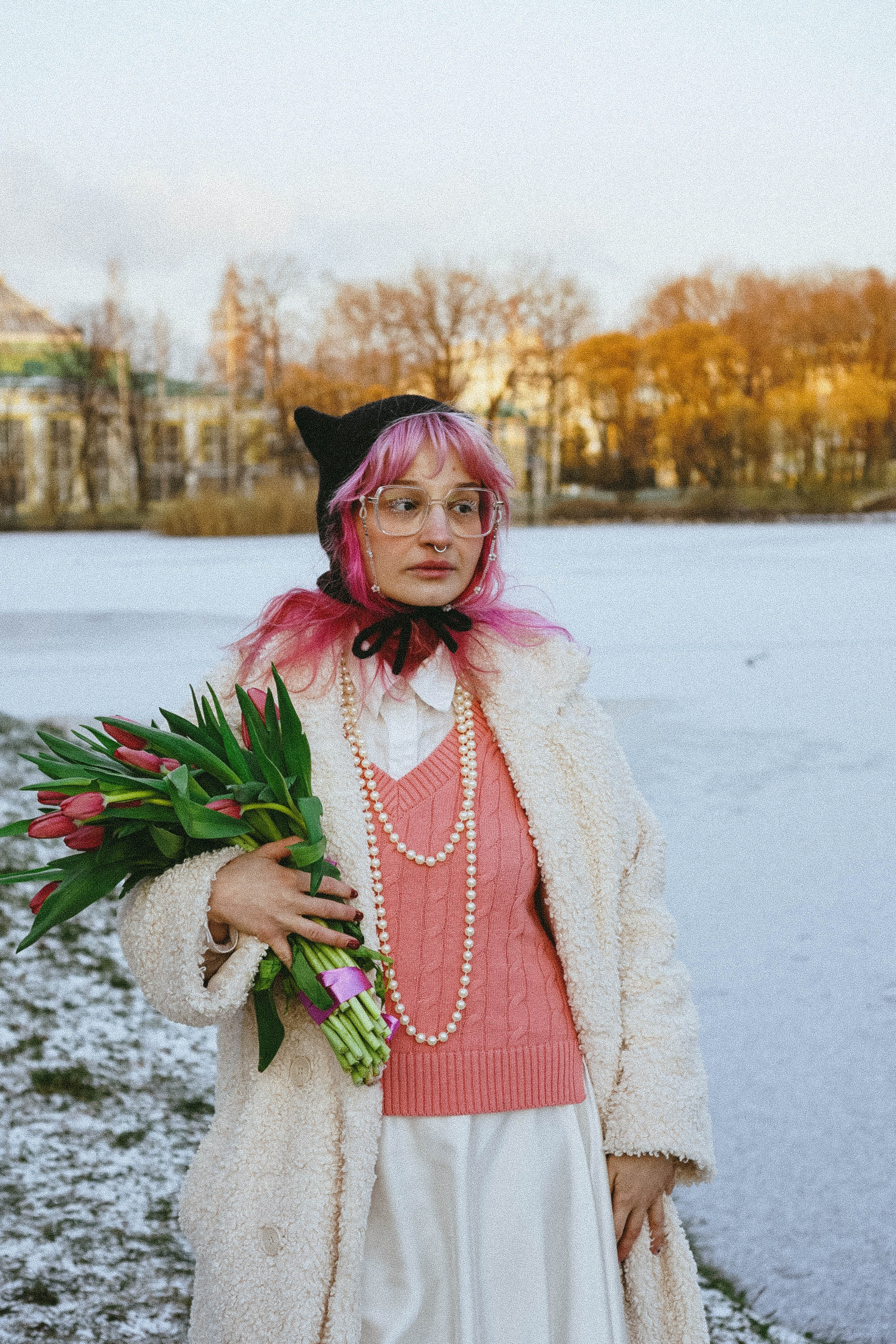 Прогулочная фотосессия с тюльпанами. Профессиональный фотограф, Санкт-Петербург — Виктория Богомолова