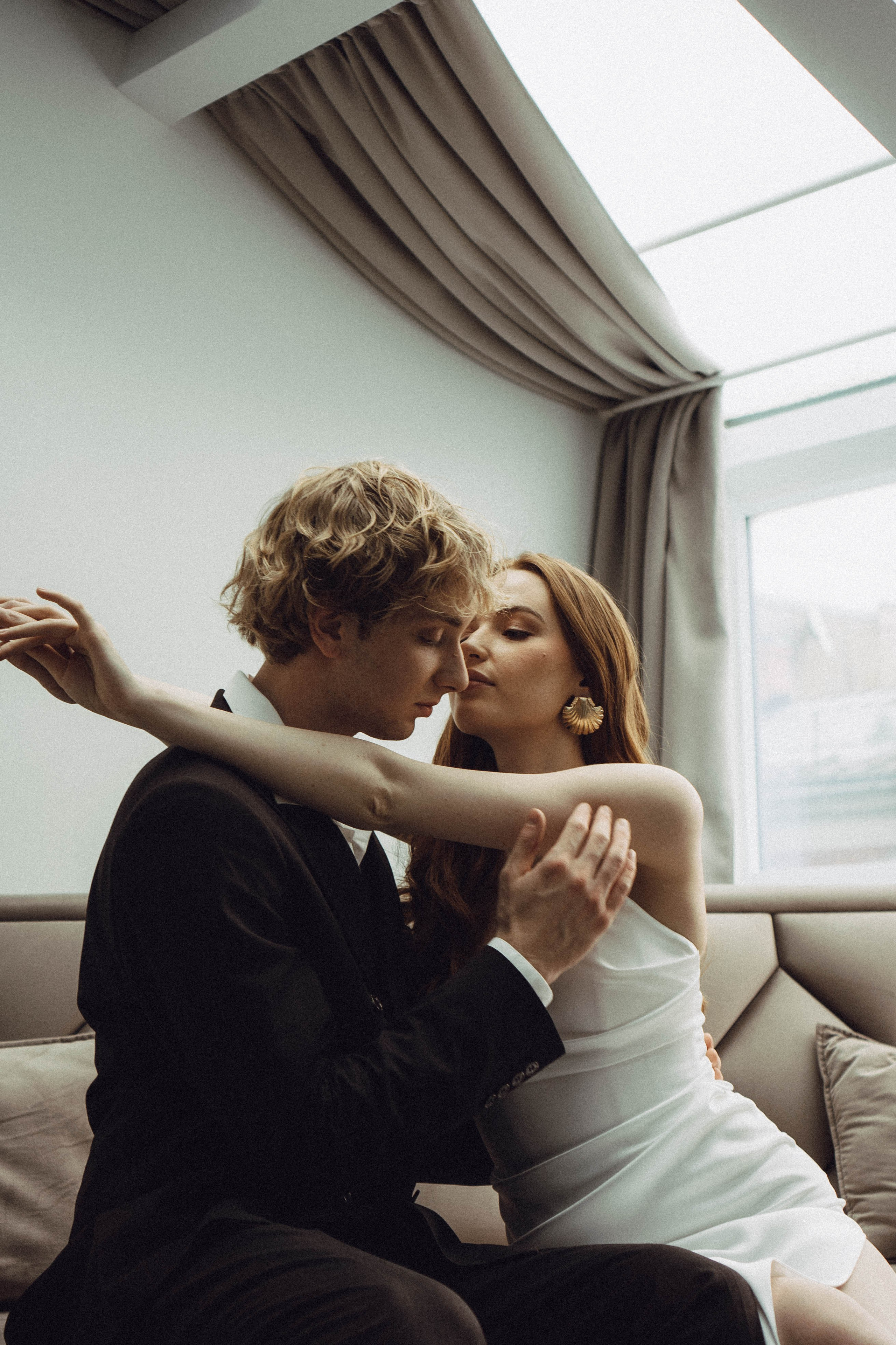 СВАДЕБНАЯ СЬЕМКА В ОТЕЛЕ. СБОРЫ ЖЕНИХА И НЕВЕСТЫ И ТАКЖЕ ТОР И ПОДГОТОВКА К ПРОГУЛКЕ. Профессиональный фотограф, Санкт-Петербург — Виктория Богомолова