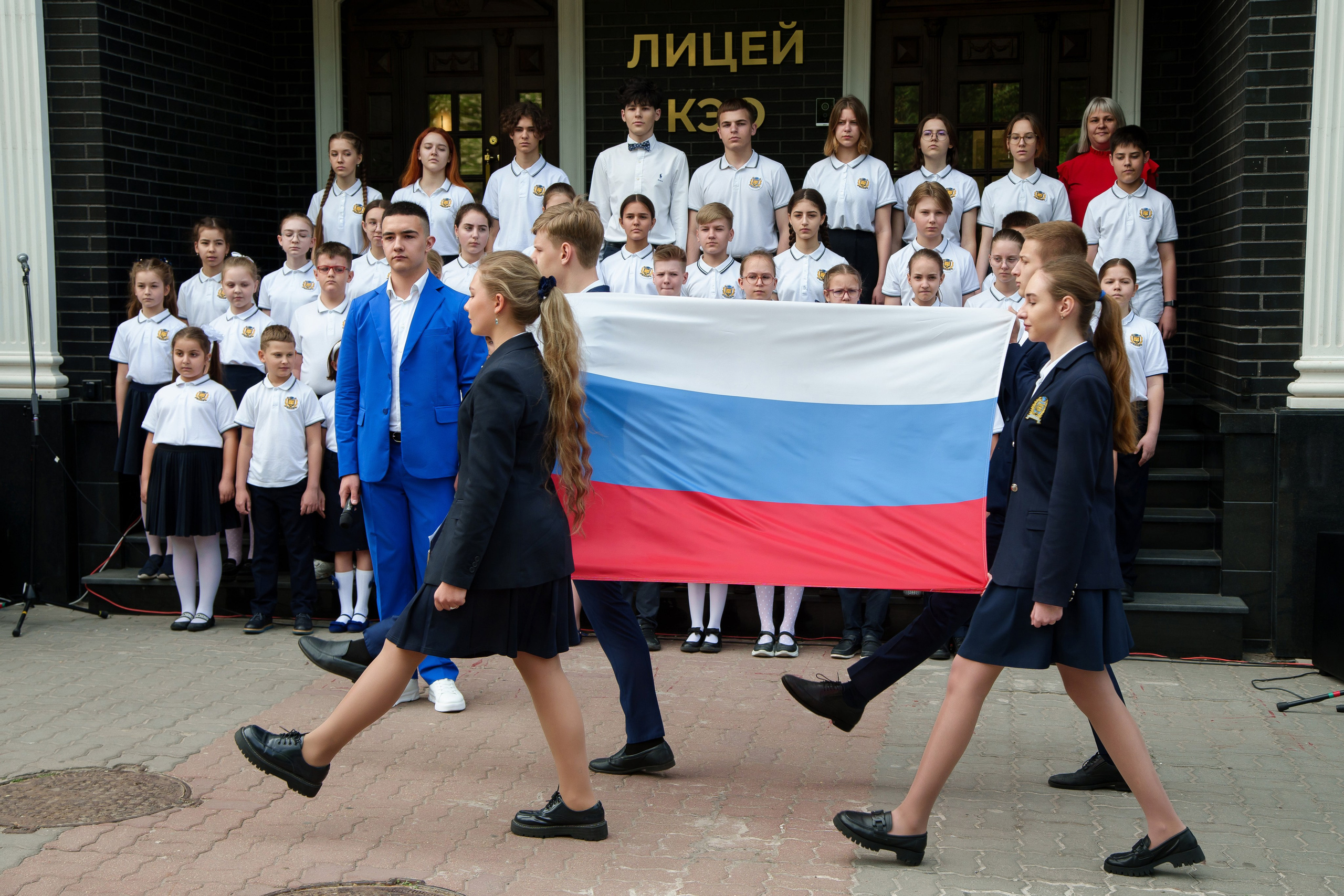 Выпускной лицей КЭО. Фотограф Олег Сотник