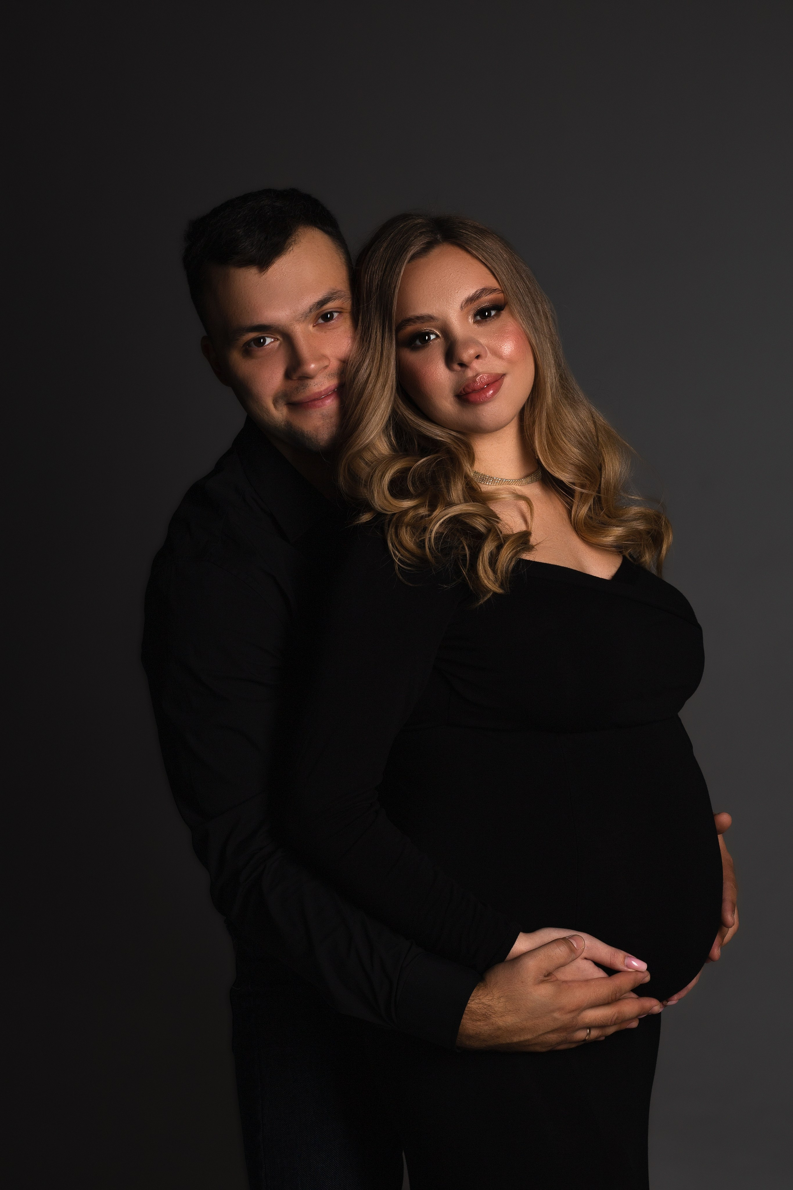 Дарья в ожидании малыша. Фотограф беременности в Хабаровске Сарычева Надежда