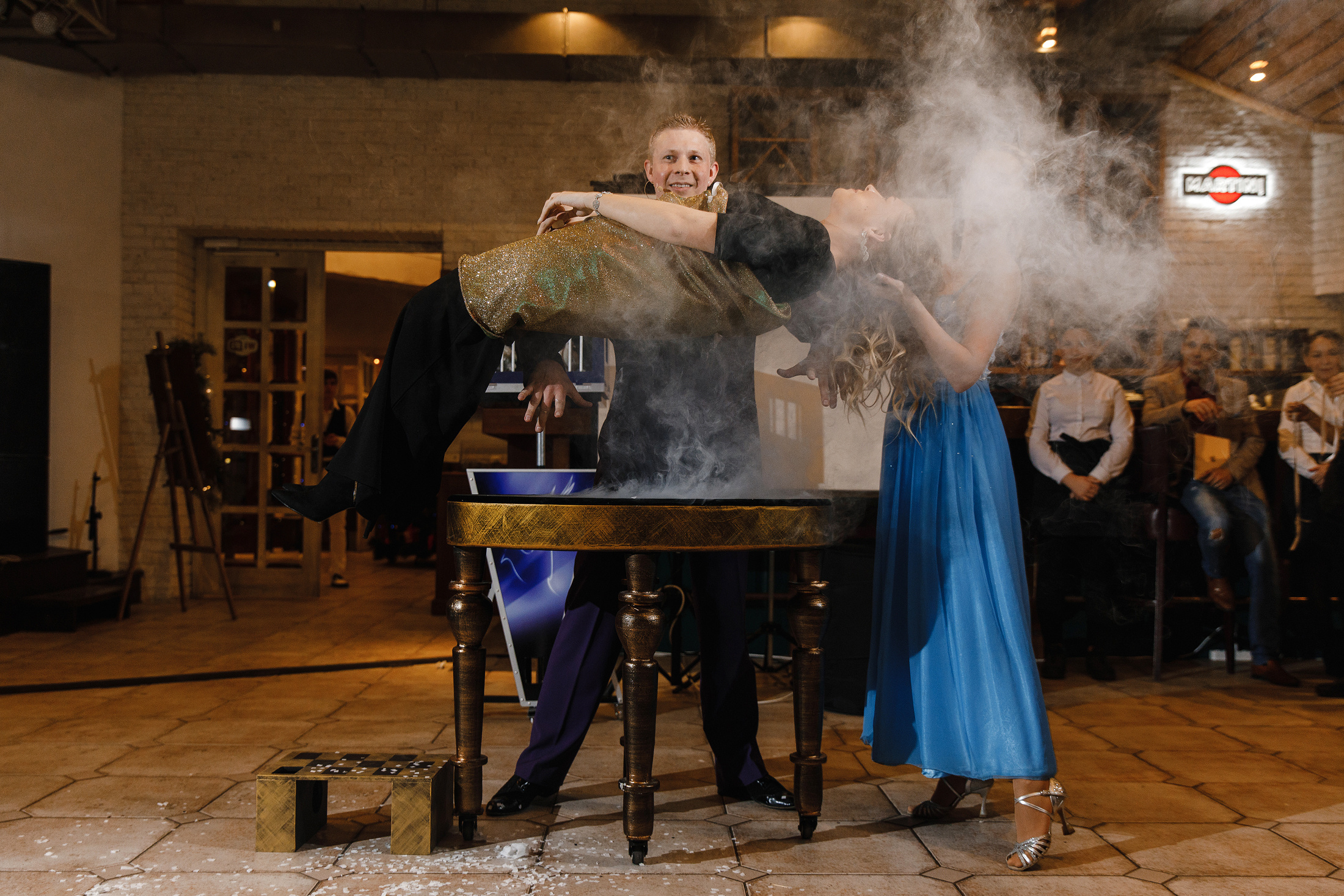 Ведущий на новогодний корпоратив в Москве Сергей Рябинин. Конкурсы на. Ведущий на свадьбу, корпоратив и юбилей в Москве Сергей Рябинин