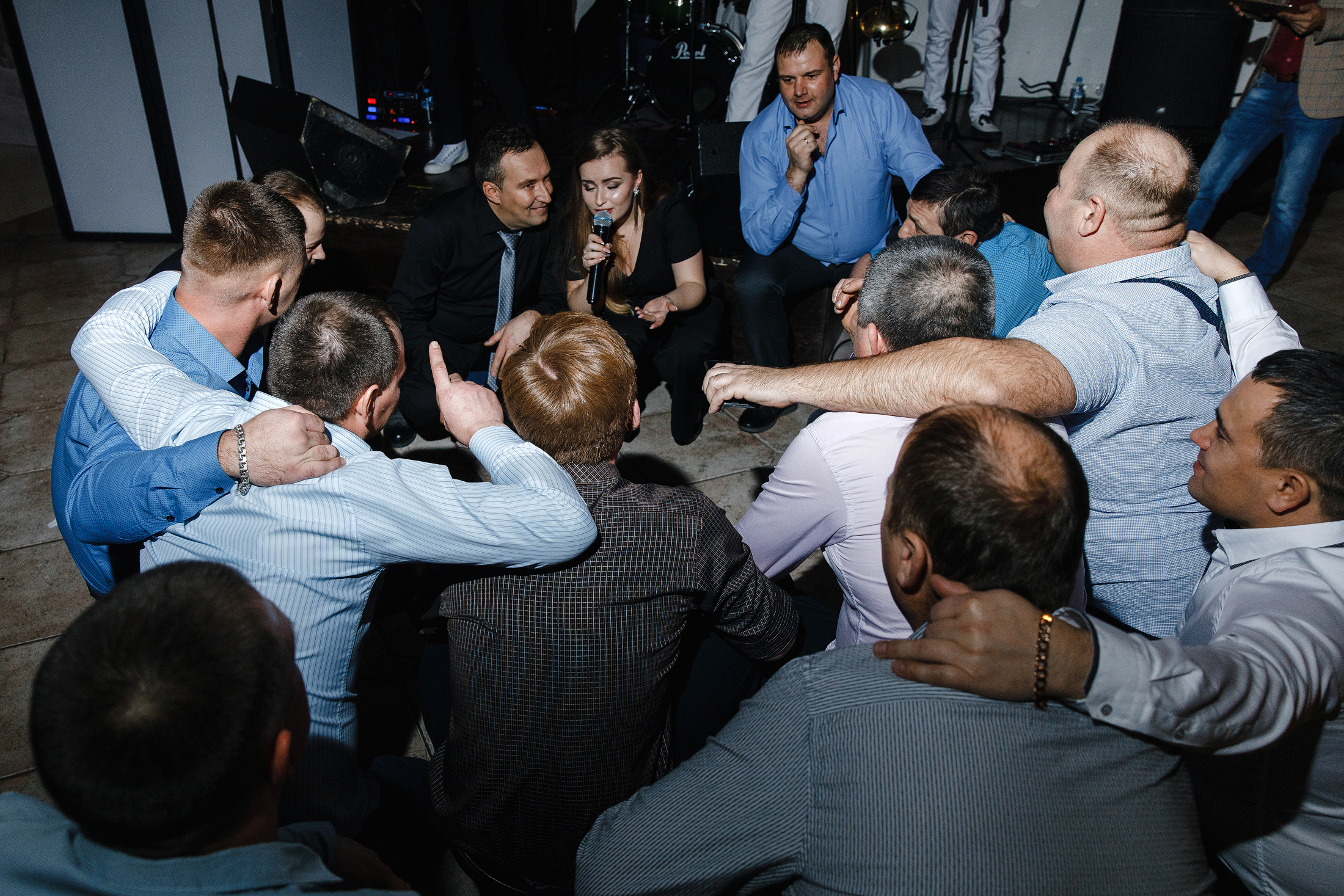 Ведущий на новогодний корпоратив в Москве Сергей Рябинин. Конкурсы на. Ведущий на свадьбу, корпоратив и юбилей в Москве Сергей Рябинин