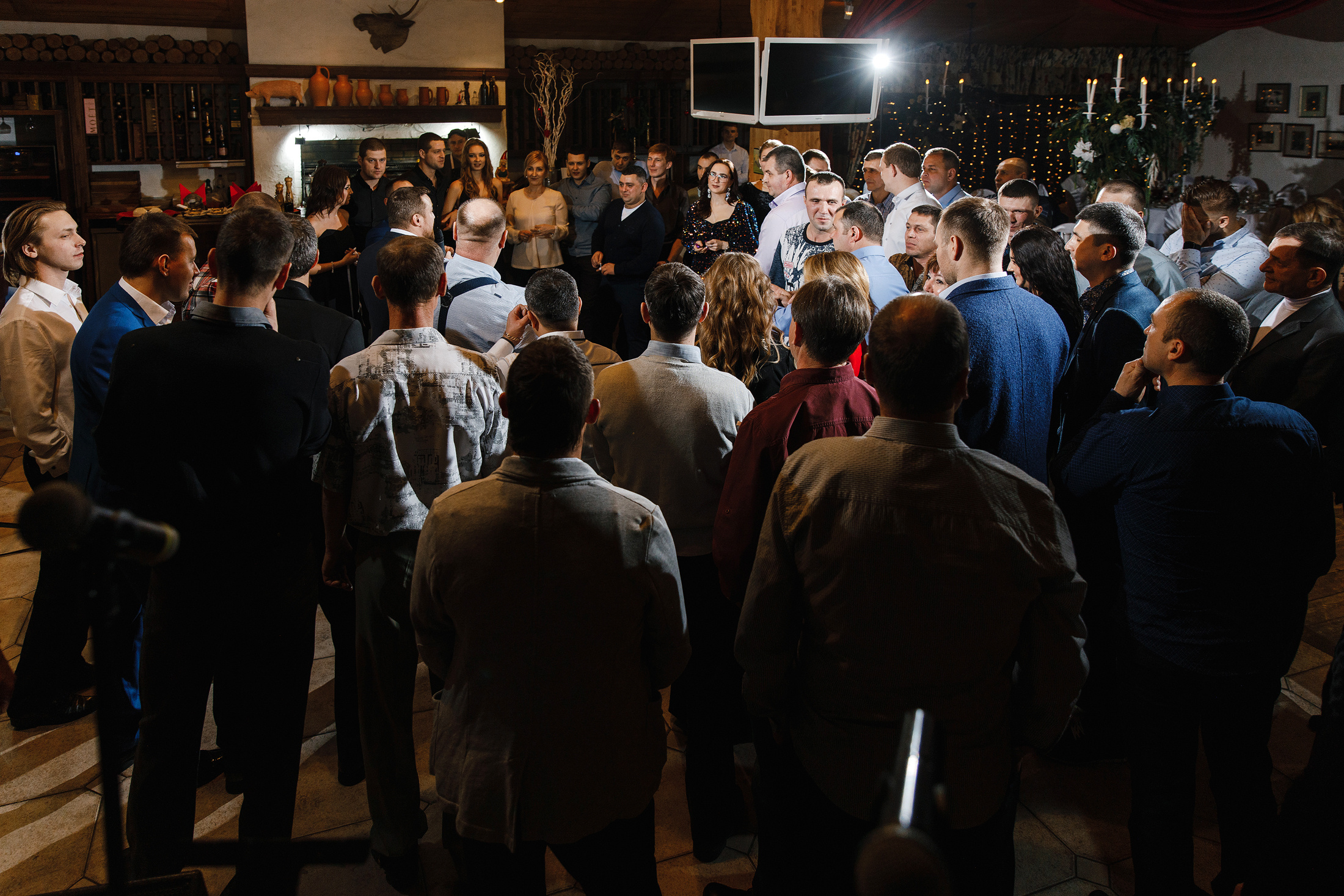 Ведущий на новогодний корпоратив в Москве Сергей Рябинин. Конкурсы на. Ведущий на свадьбу, корпоратив и юбилей в Москве Сергей Рябинин