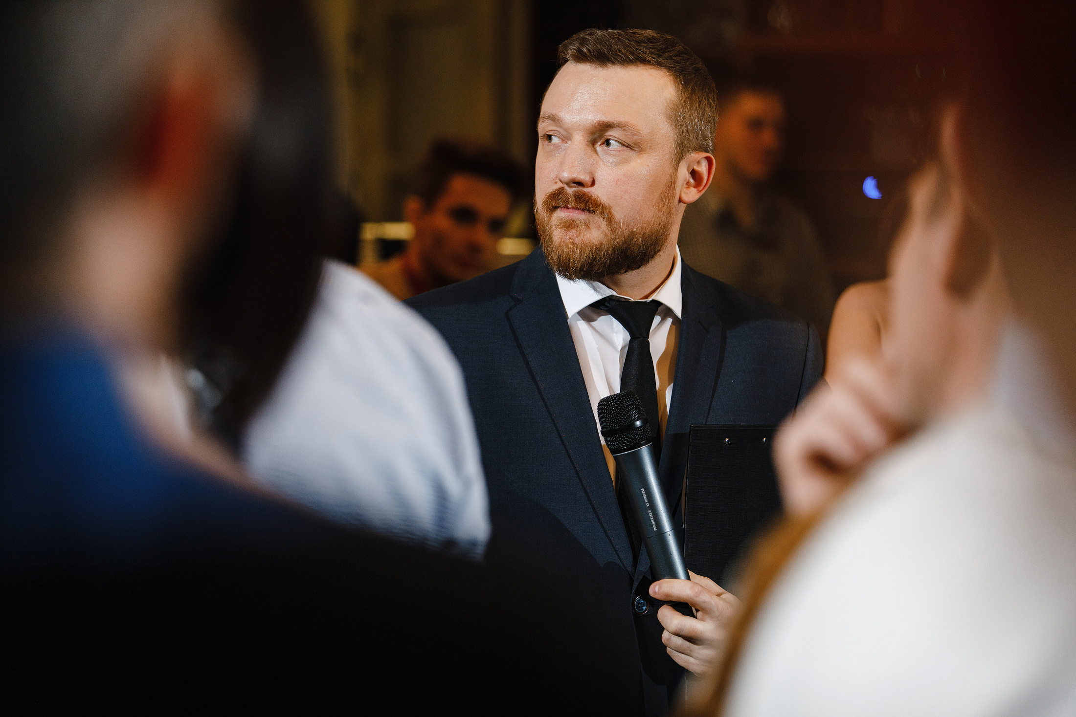 Ведущий на новогодний корпоратив в Москве Сергей Рябинин. Конкурсы на. Ведущий на свадьбу, корпоратив и юбилей в Москве Сергей Рябинин