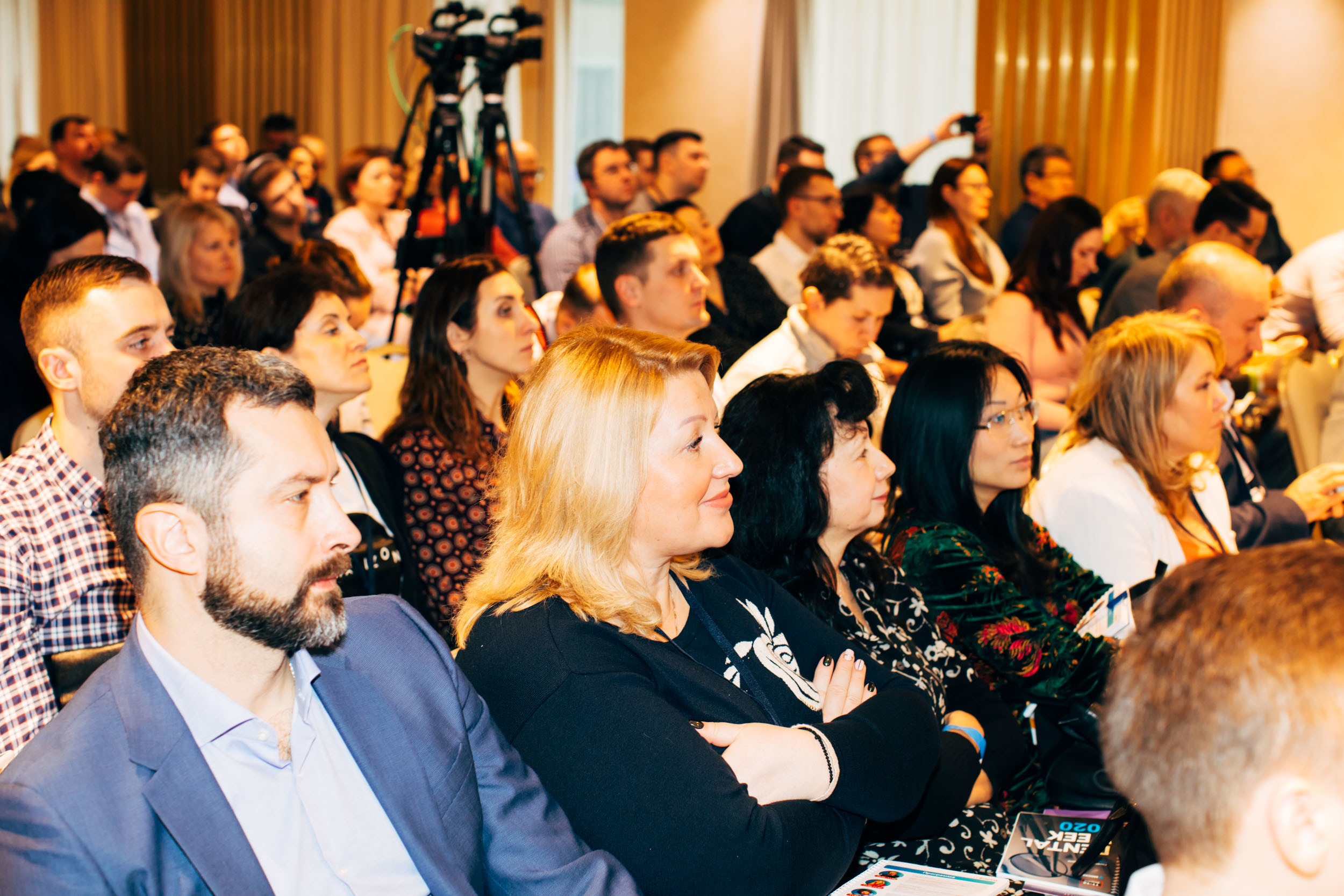 Конференция стоматологов #DentalWeek2020. Ведущий на свадьбу, корпоратив и юбилей в Москве Сергей Рябинин