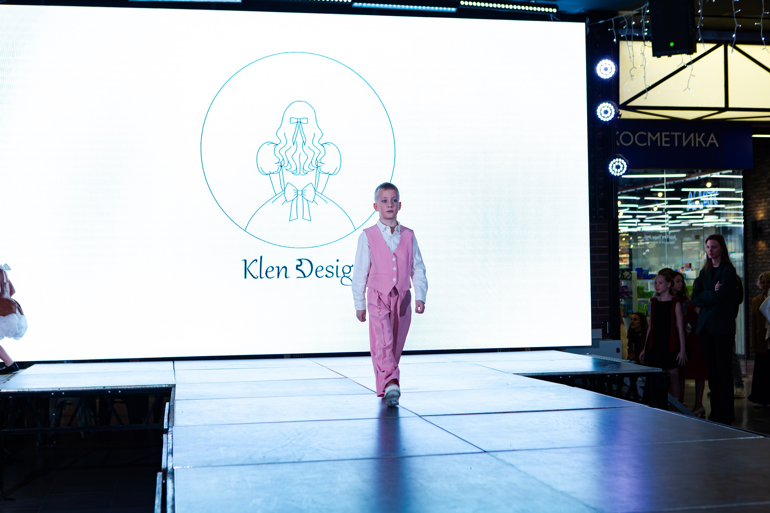 SAYMYNAME FASHION SHOW. Репортажный, семейный, свадебный, портретный фотограф