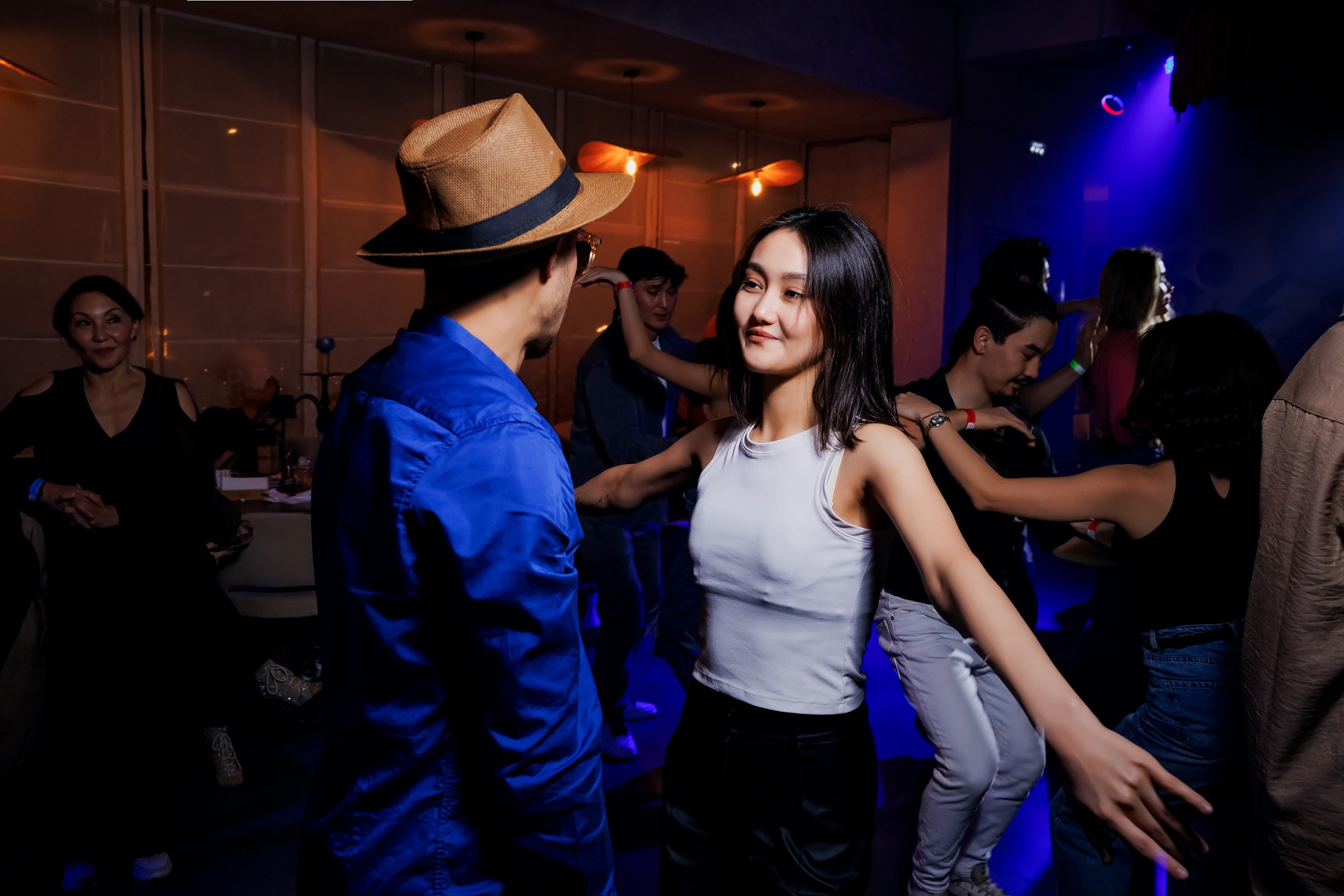 Bachata party. Репортажный фотограф в Алматы Каюпов Сержан