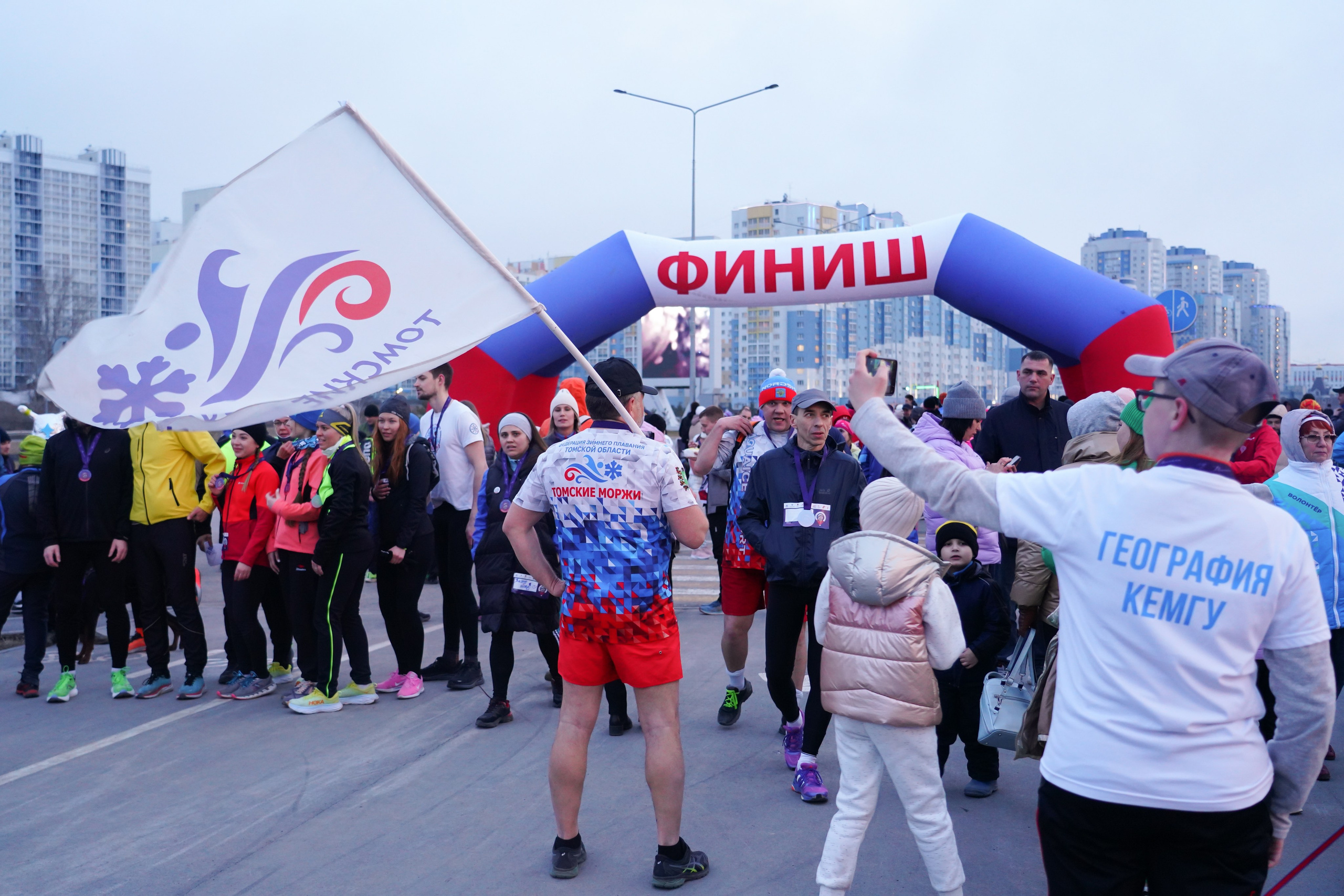 Массовый забег «Первый в космосе». Фотограф Кемерово