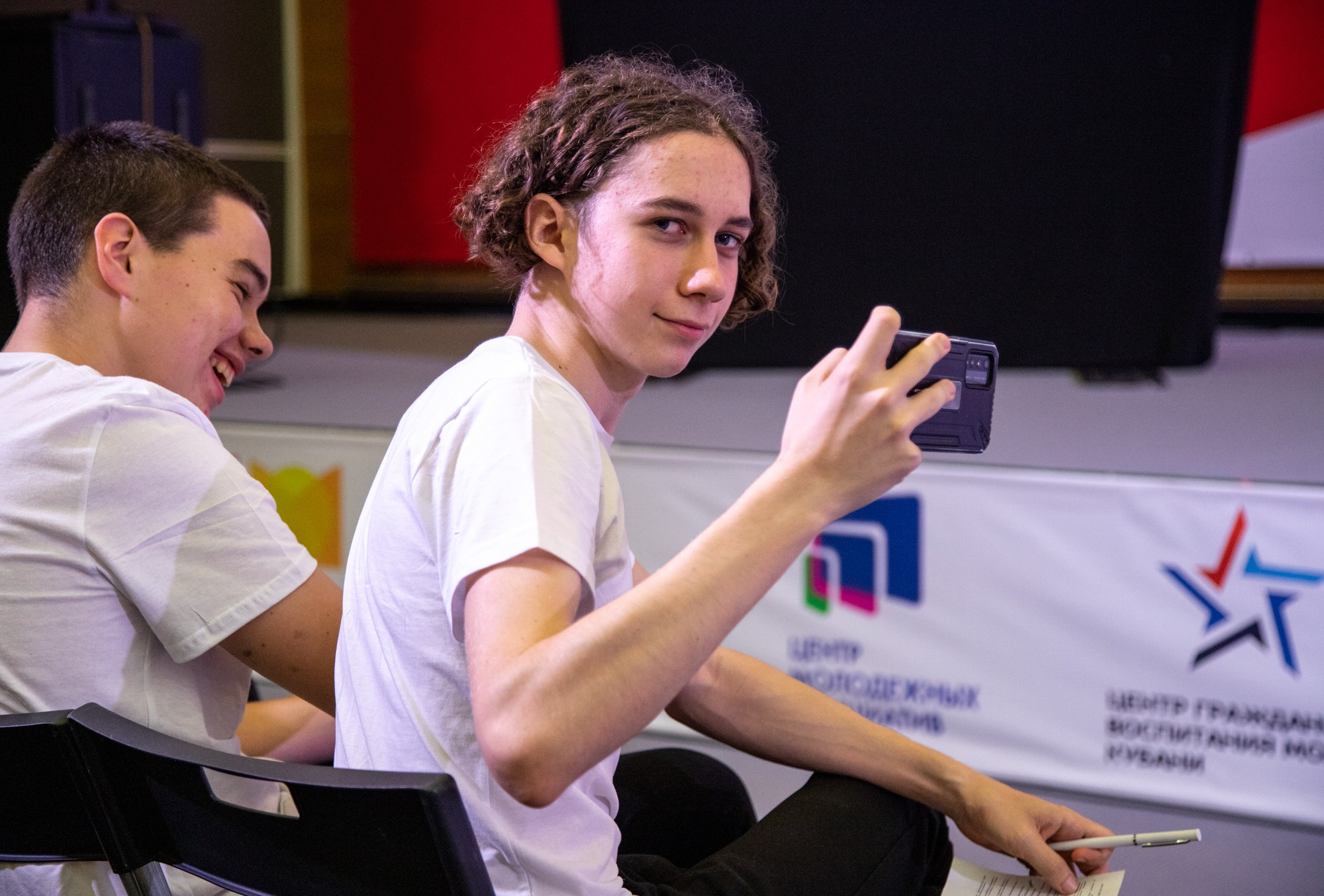 Первый фестиваль Движения Первых в Краснодаре. Репортажный, промышленный и маркетплейс-фотограф Дмитрий Чернат