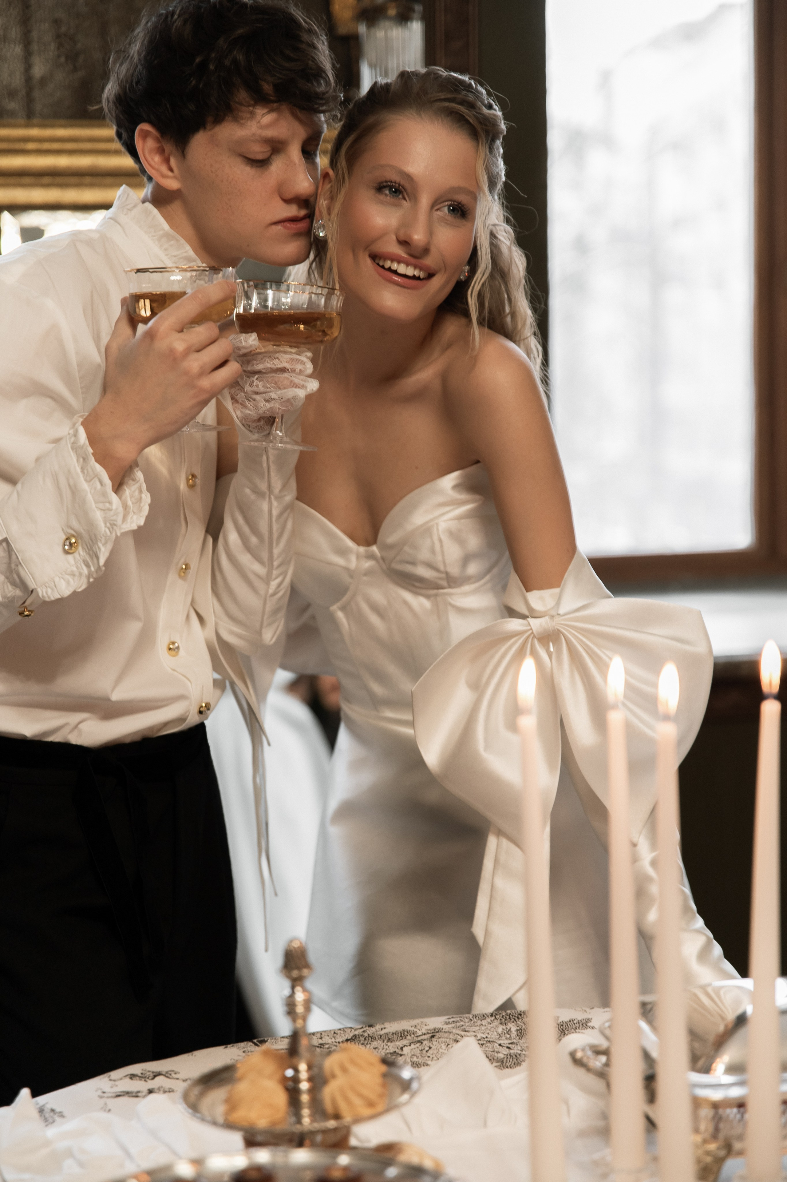 Свадебная съемка в исторической квартире на Чистых прудах. Ярослава Ерина — свадебный фотограф в Москве