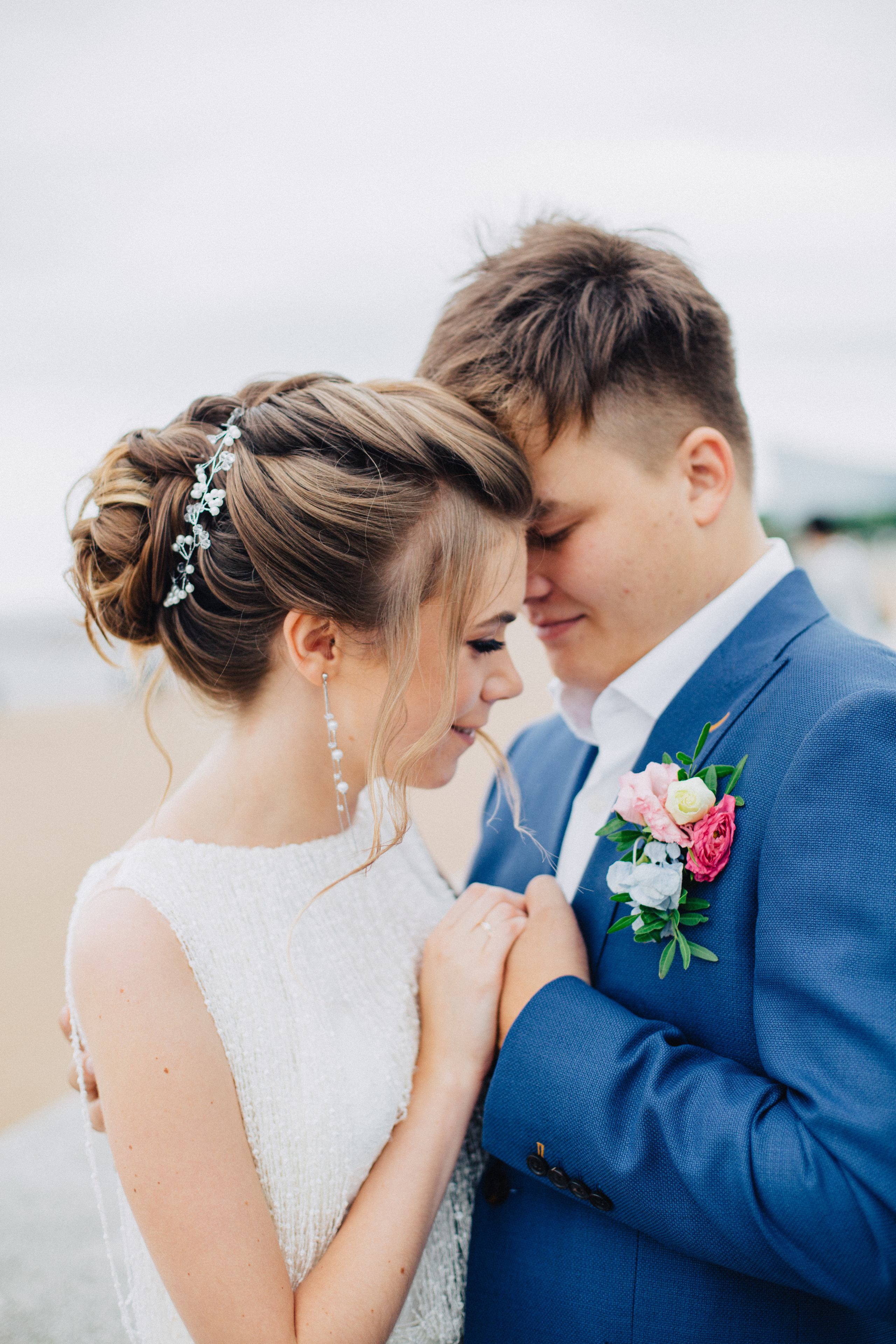 Все, что было на вечеринке, останется…. Свадебный фотограф в Санкт-Петербурге