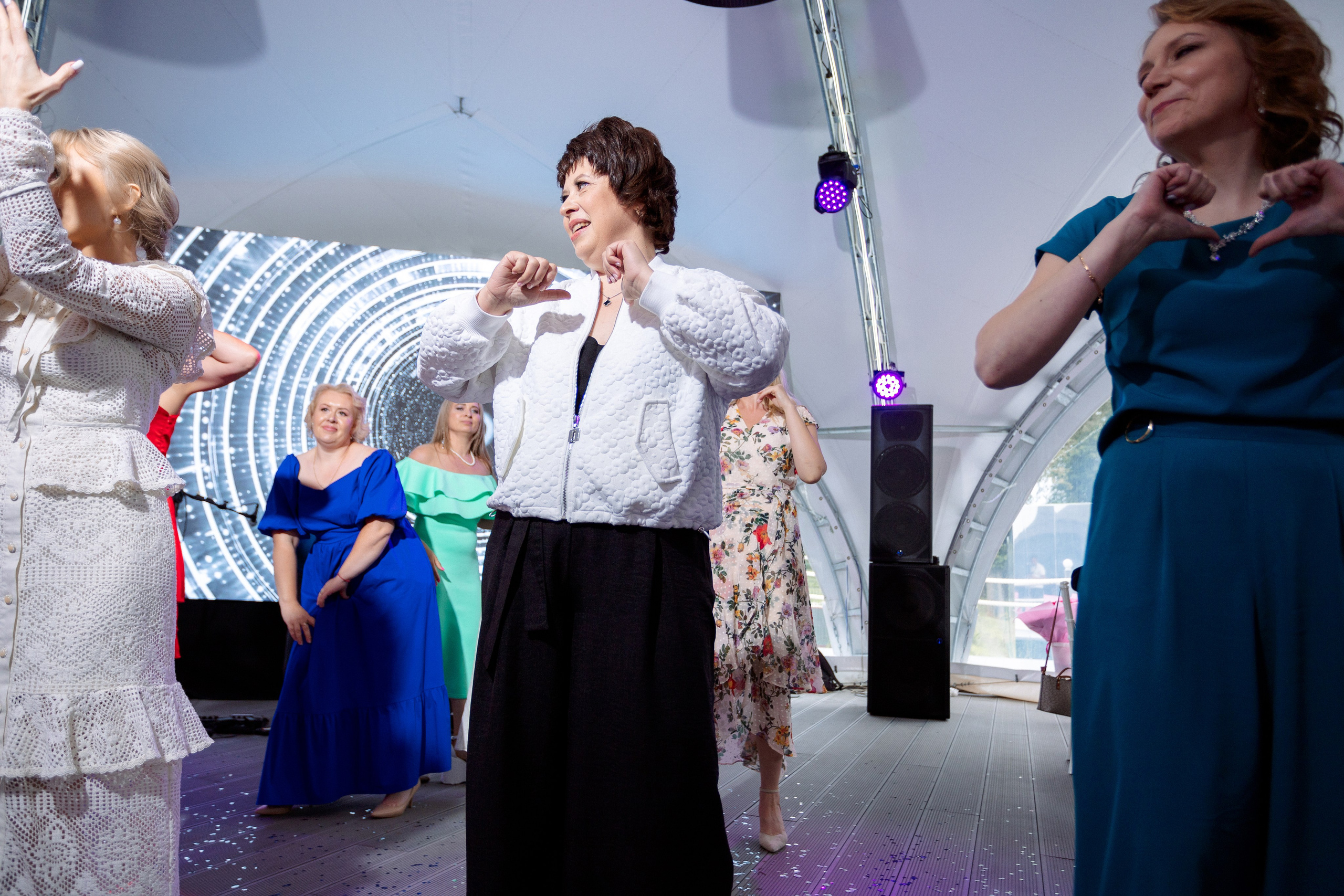 ВЫПУСКНОЙ: Волки-Липки. Все фото. Профессиональный фотограф в Ижевске Леша Петров