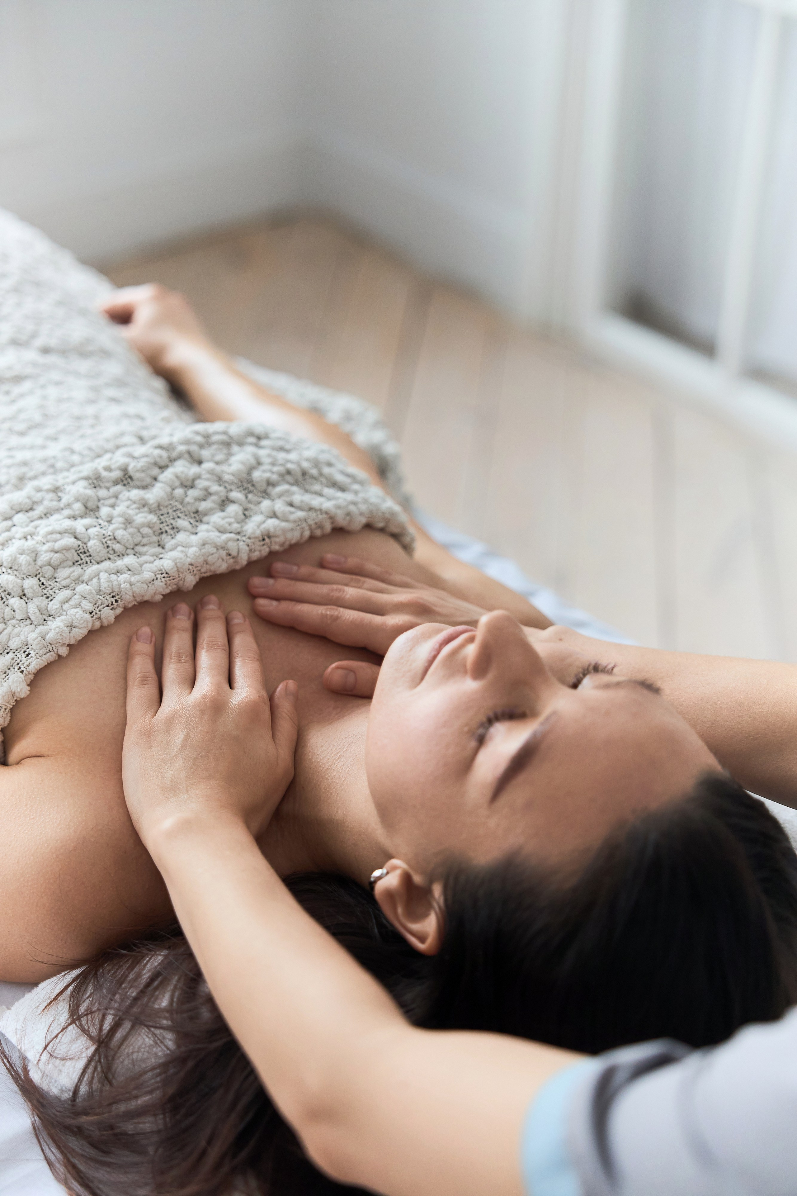 Александра, массаж. Фотограф из Екатеринбурга Тёма Дубовцев