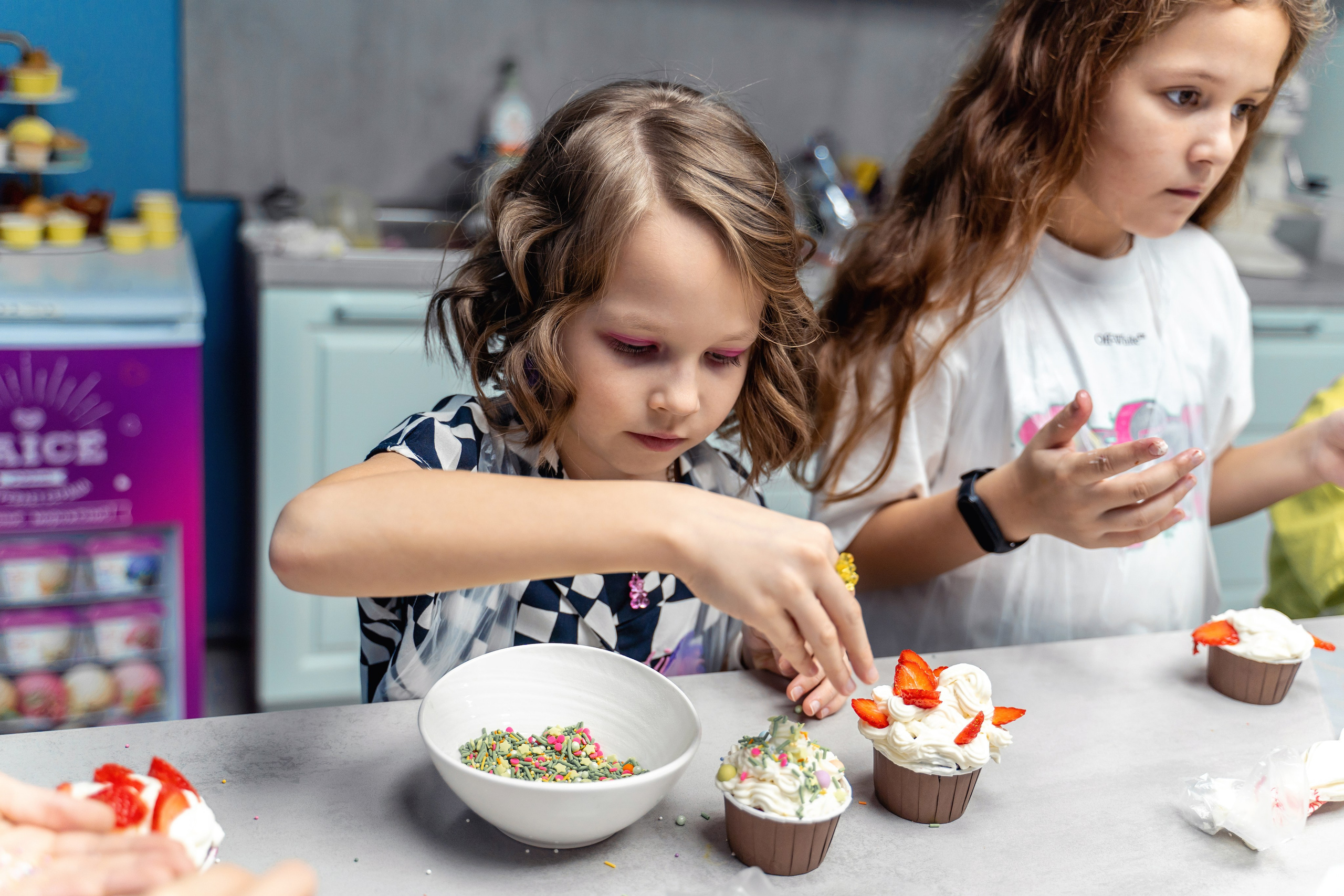 Фотограф на детский день рождения Москва. Фотограф \ Видеограф на Крещение, Венчание Москва| Семейные съемки