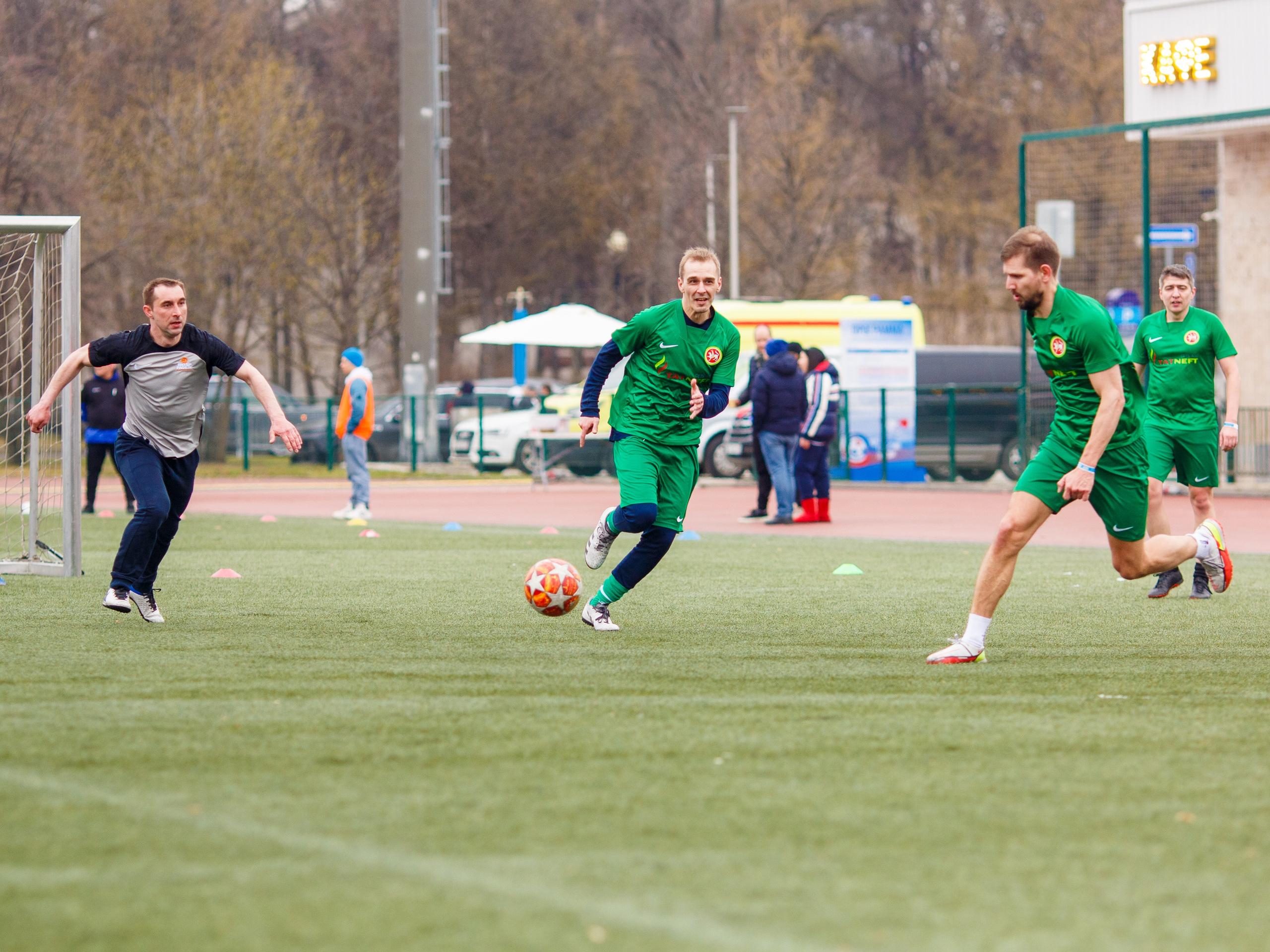 Футбольный турнир Газпром Энергохолдинг. Репортажный фотограф Борис Геер