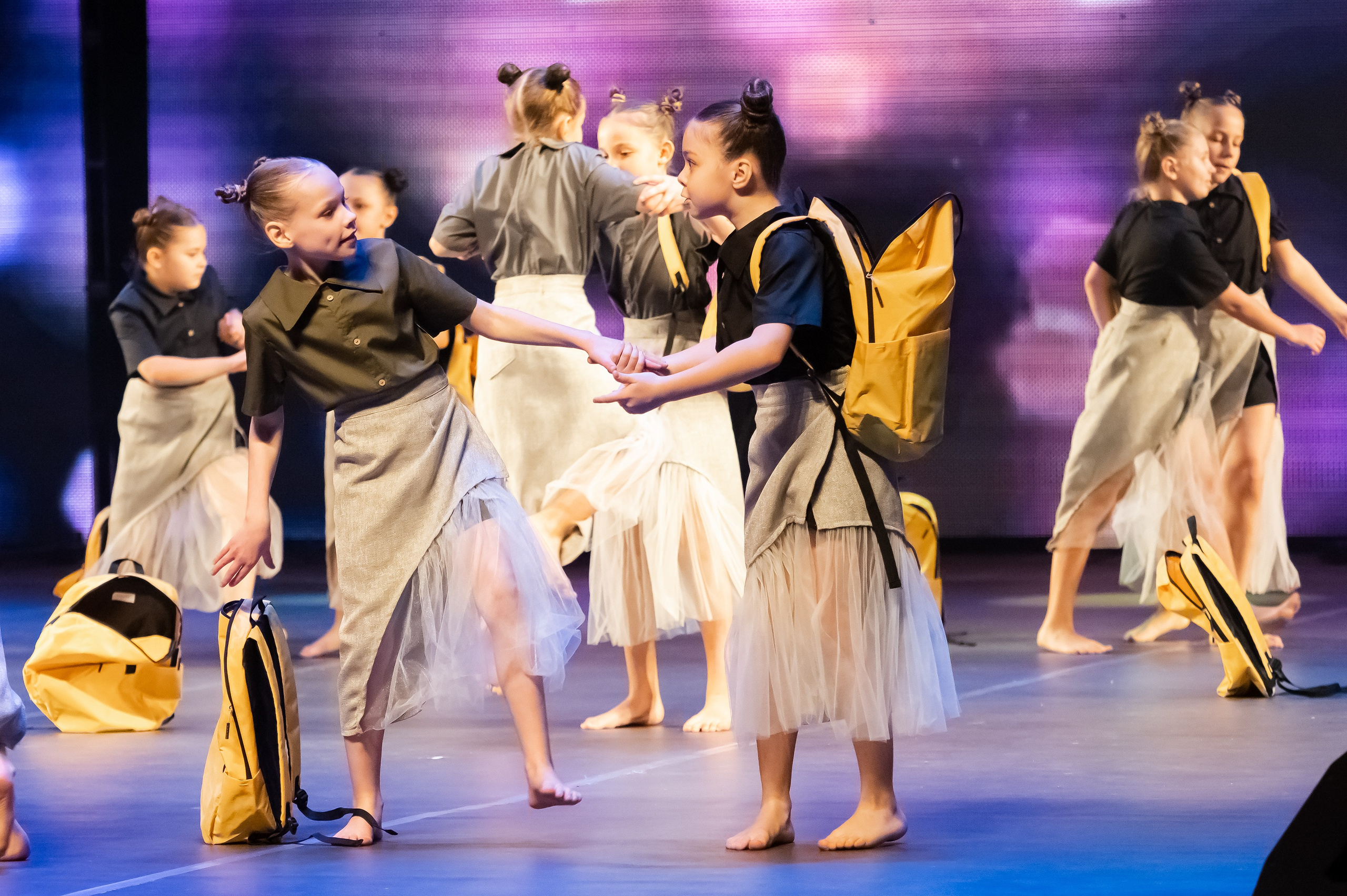 Концерт «Пространные танцы». Репортажный, семейный и детский фотограф в Пензе и Заречном Арина Ермилова. Картины барельеф на заказ