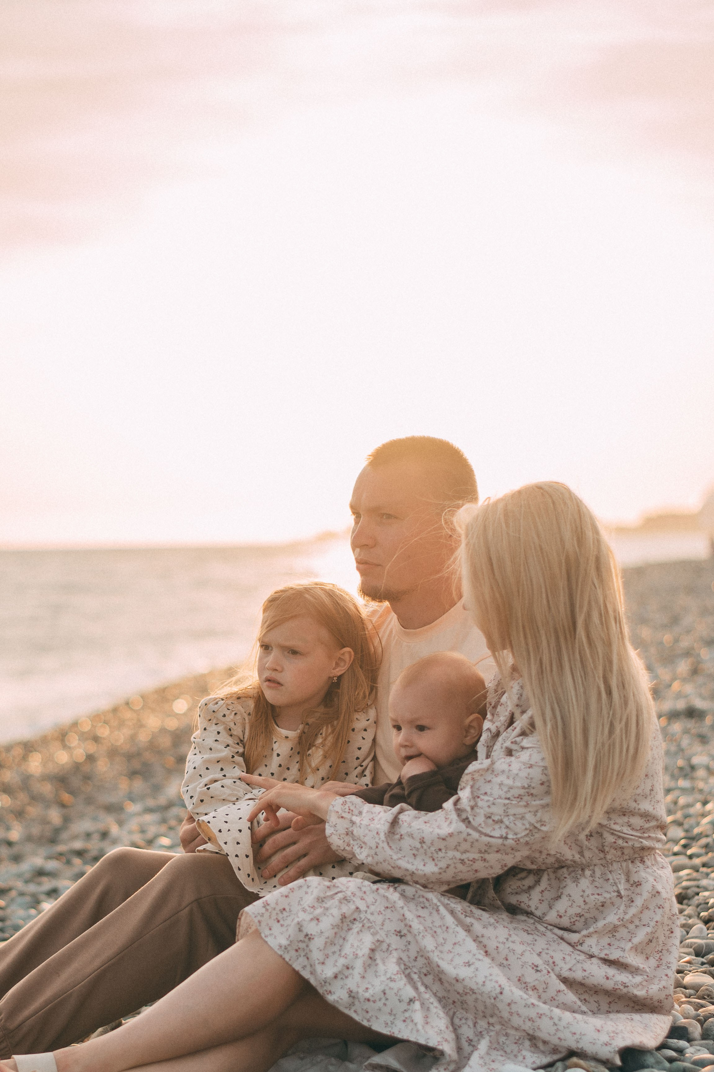 Семейная съемка на берегу моря. Фотограф в Сочи — Маргарита Поганова