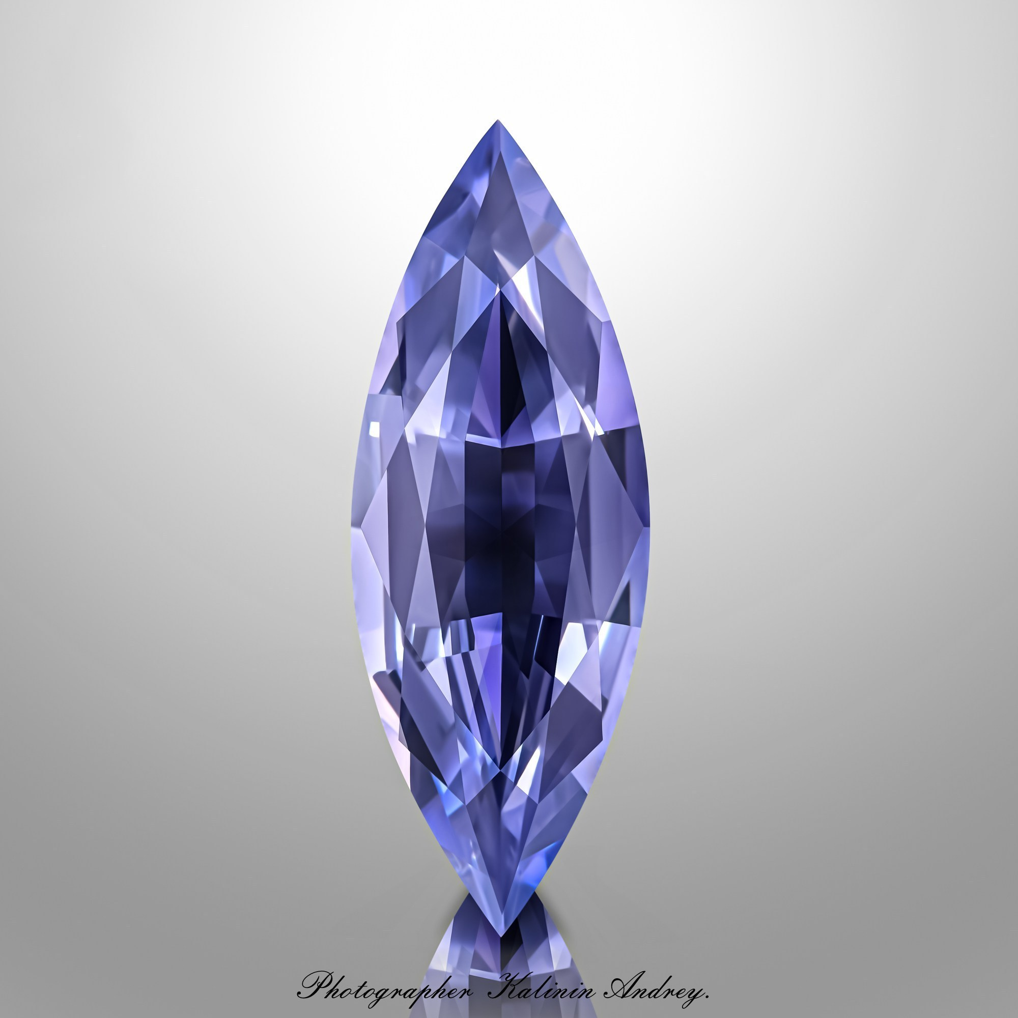 Фотографии в большом разрешении драгоценных камней на продажу купить тел +79 660 031 307. Высококачественная профессиональная рекламная фотосъёмка ювелирных украшений, драгоценных камней в Москве. Обучение, консультация