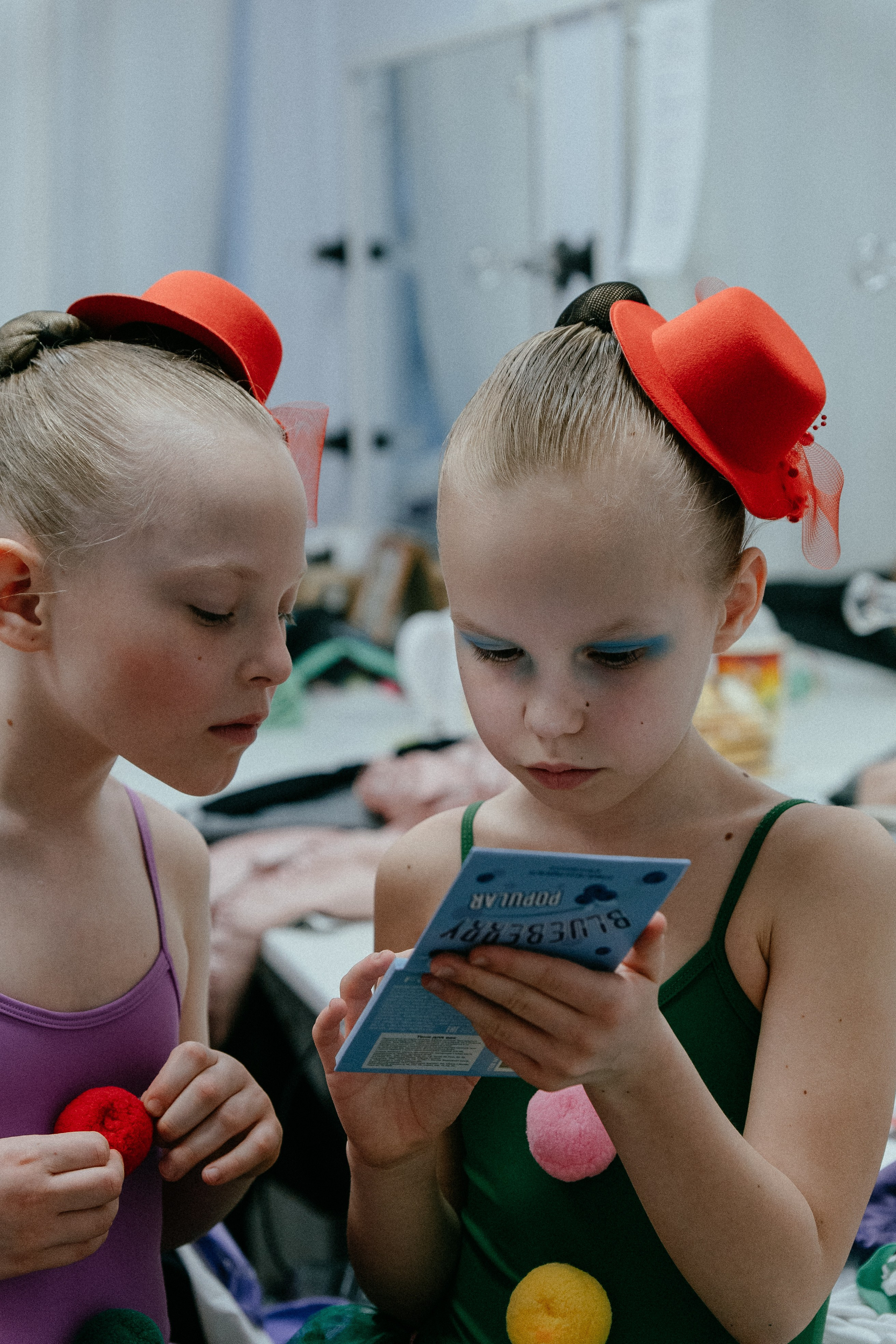 Закулисье. Студия Ксении Белой. Репортажи, уличные и студийные съёмки в Москве