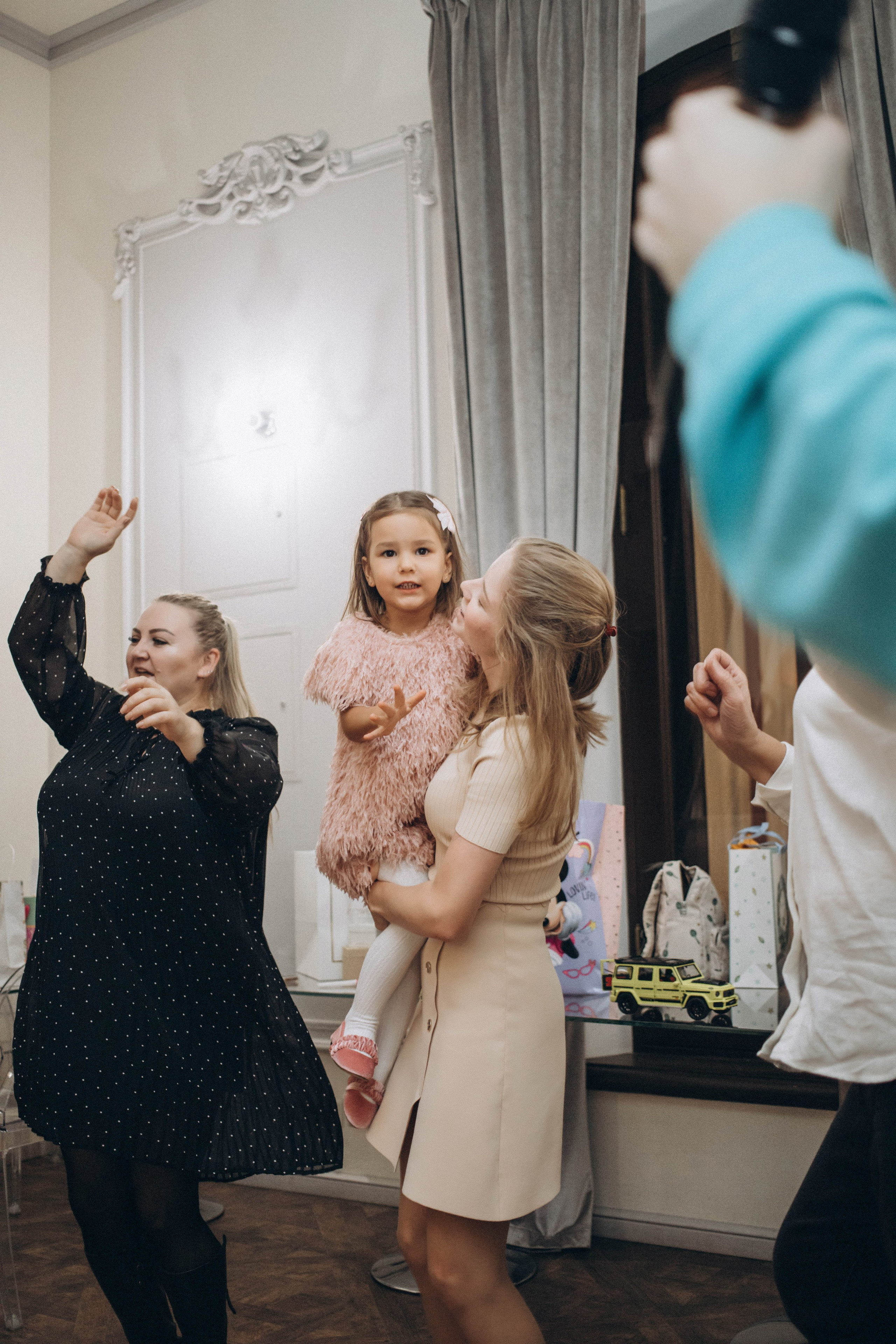 День Рождения Арины. Портретный и свадебный фотограф в Астрахани Сабира Аубекерова