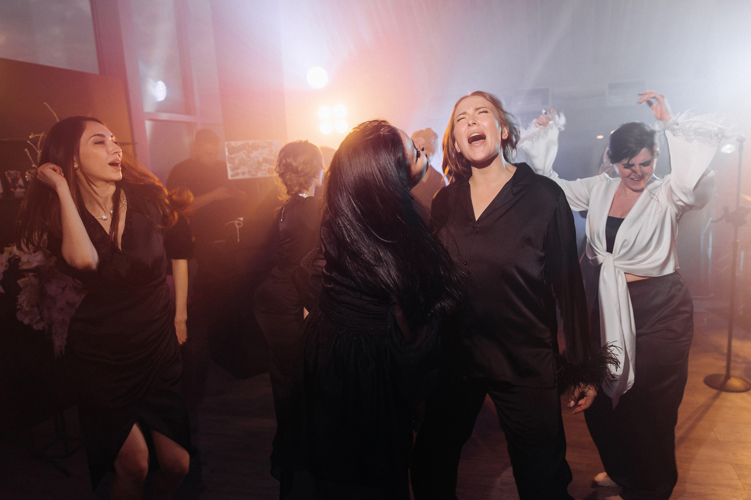 Kirill & Alyona. Шумега Василий — амбассадор вайбовых вечеринок