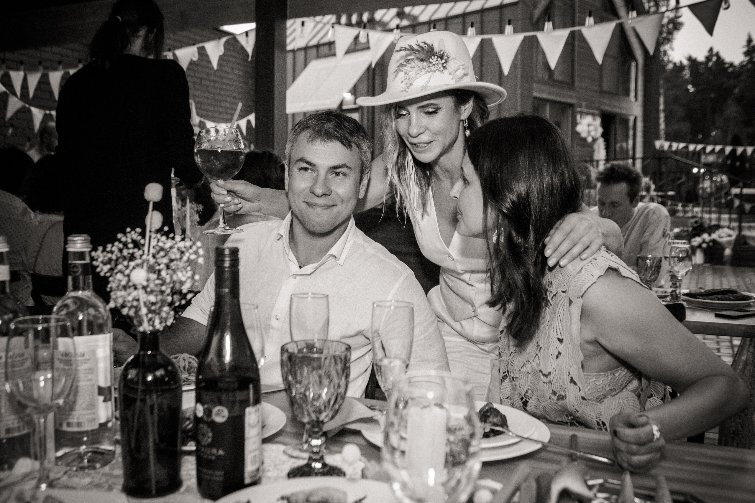 Свадебная фотосъемка в загородном отеле «LaFa». Свадебный и семейный фотограф в Москве и Подмосковье Лариса Козлова