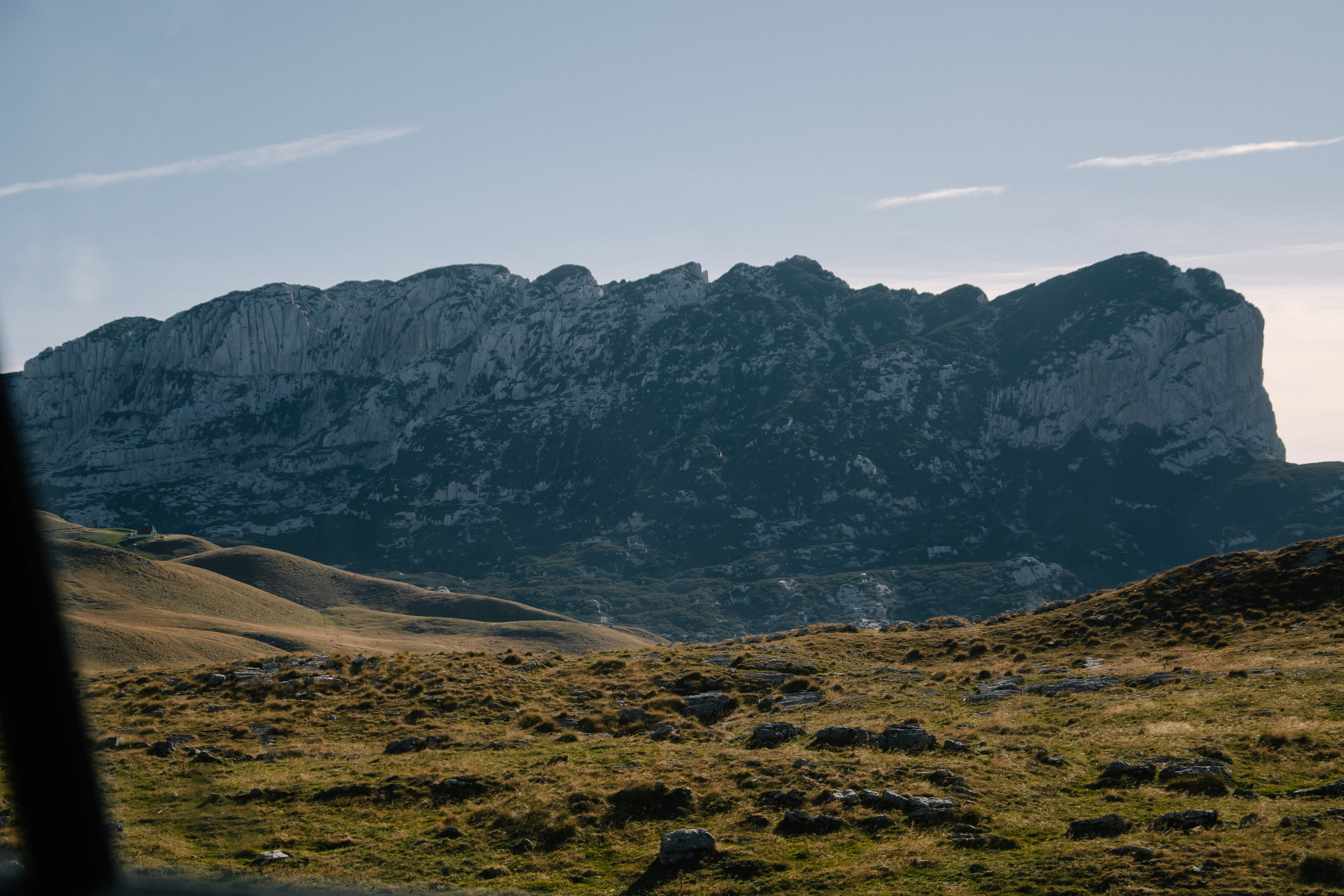 Алина и Михаил. Сербия и Черногория. Ноябрь 2024. Фотограф в Челябинске Любовь Денисенко
