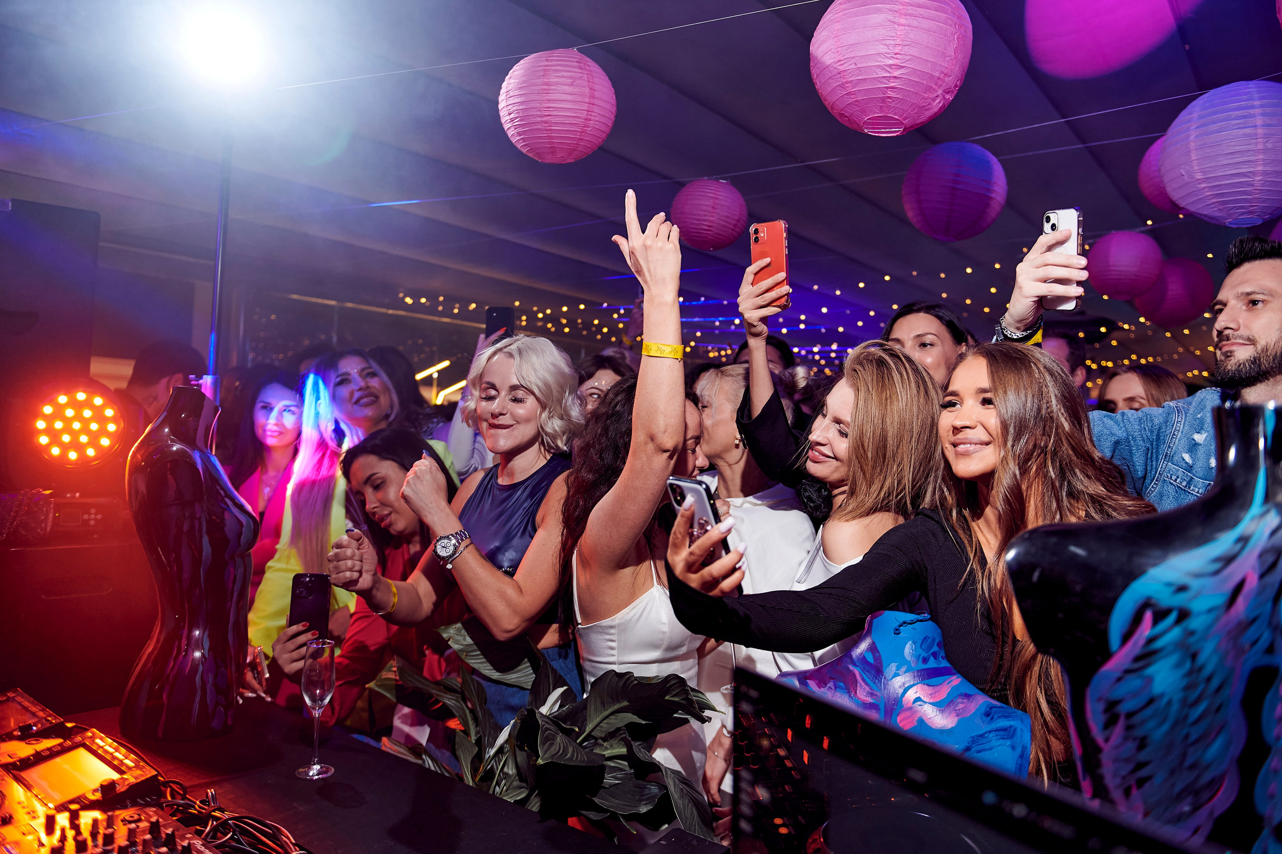 LeBurg — Summer Fairy Tale (хедлайнер Влад Соколовский). Фотограф Постольник Дарья