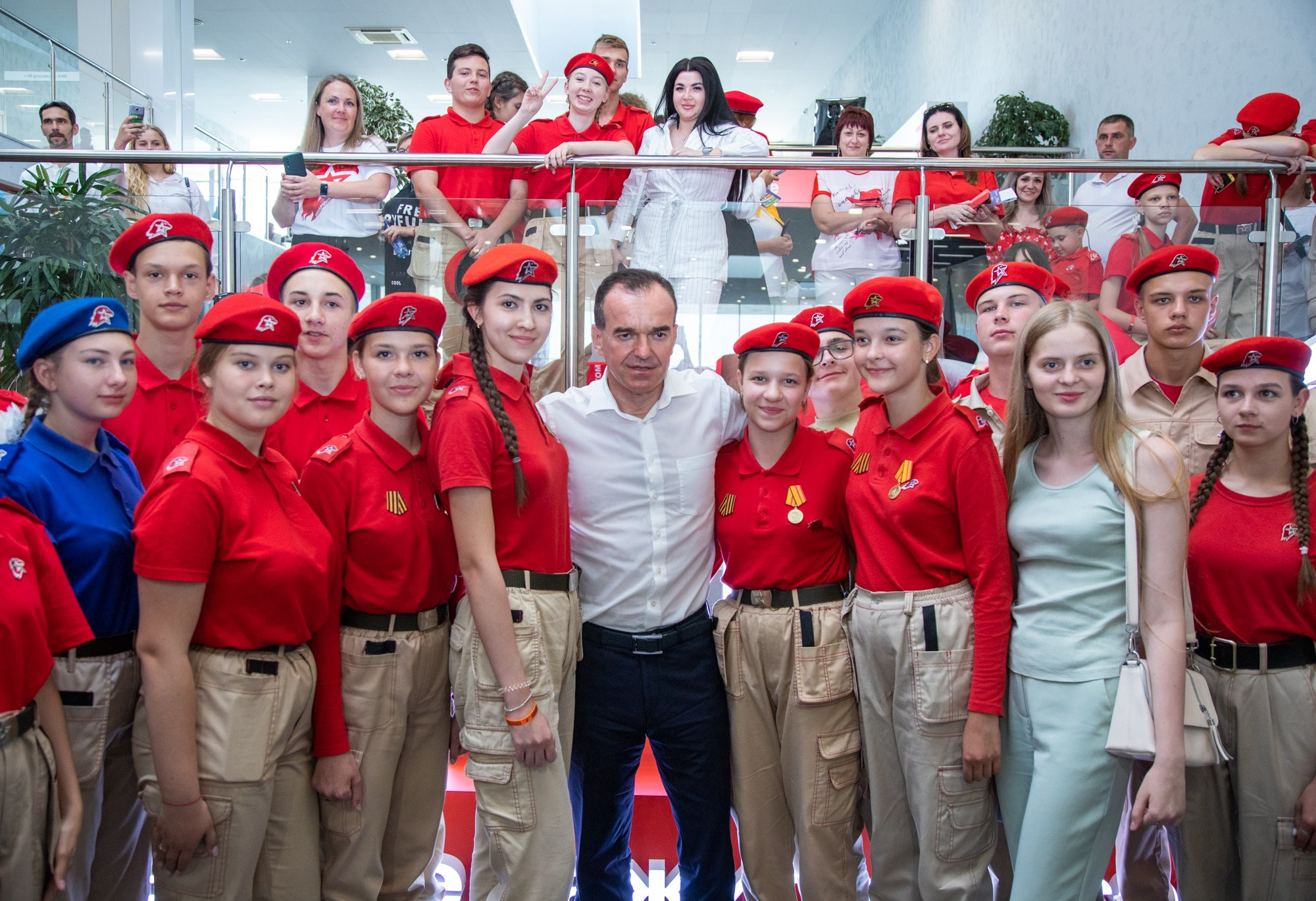 Краевой День молодёжи в Краснодаре 2023. Репортажный, промышленный и маркетплейс-фотограф Дмитрий Чернат