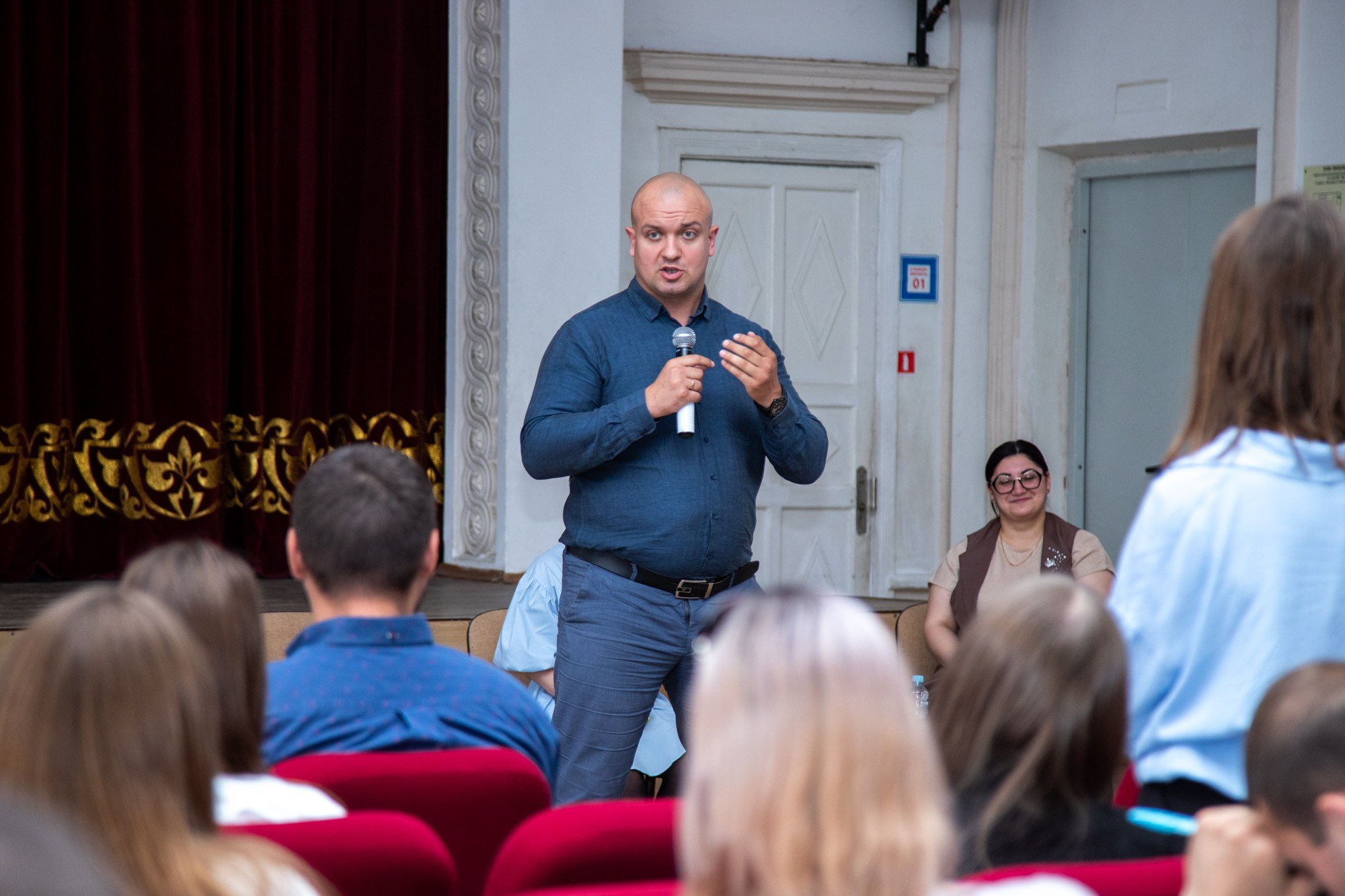 Встреча с победителями грантов «Росмолодёжи». Репортажный, промышленный и маркетплейс-фотограф Дмитрий Чернат