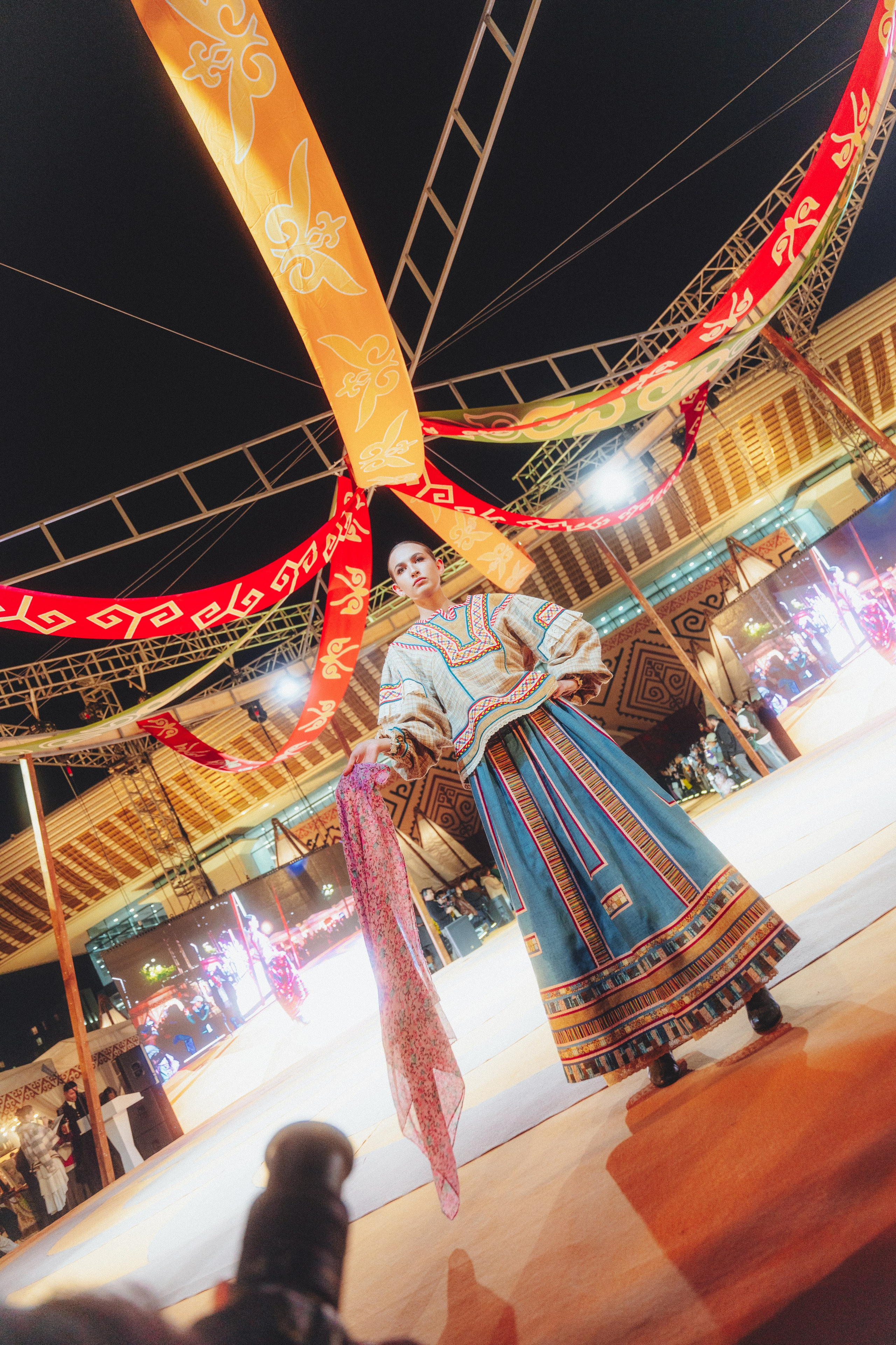 ETHNIC FASHION SHOWS / THE PODIUM