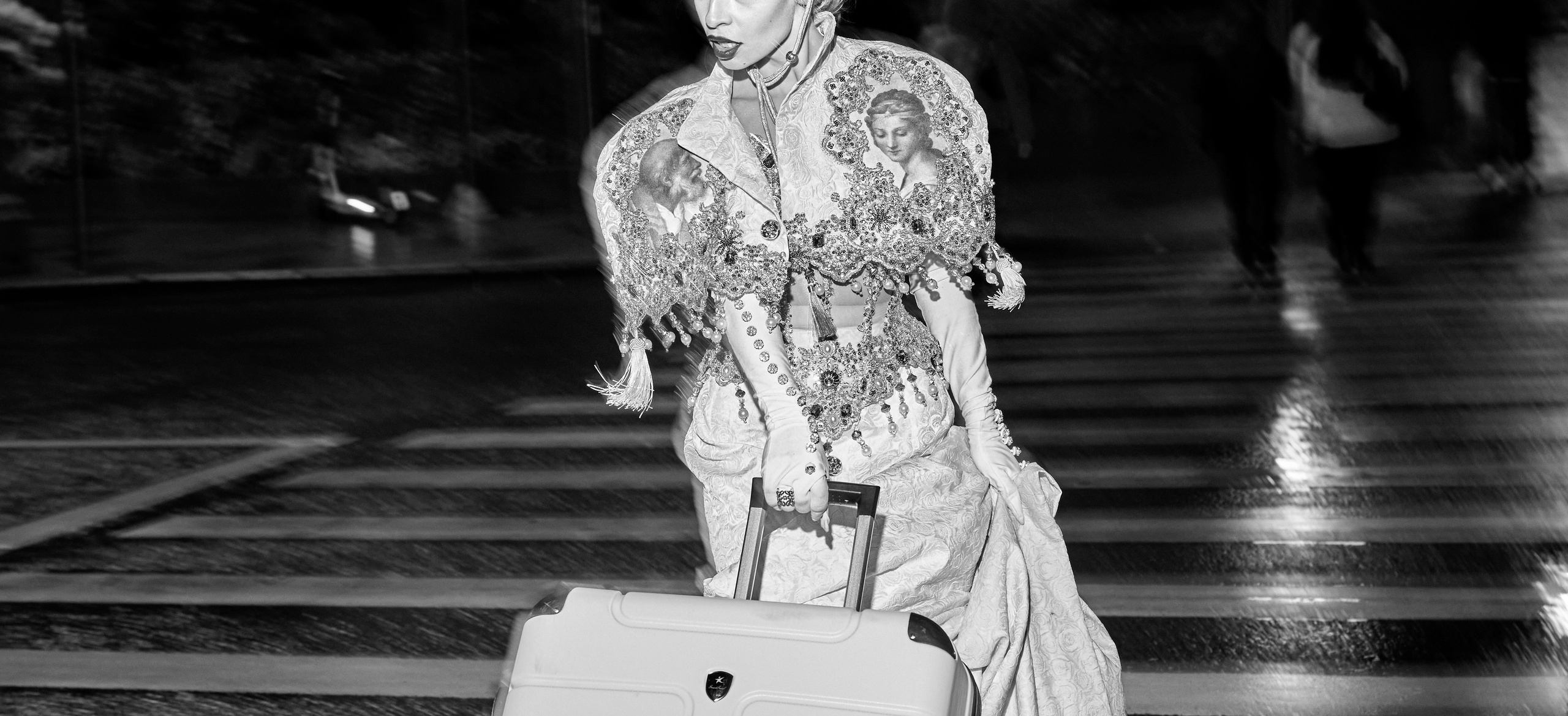 ELZA MODRICH — Дизайнер одежды ручной работы