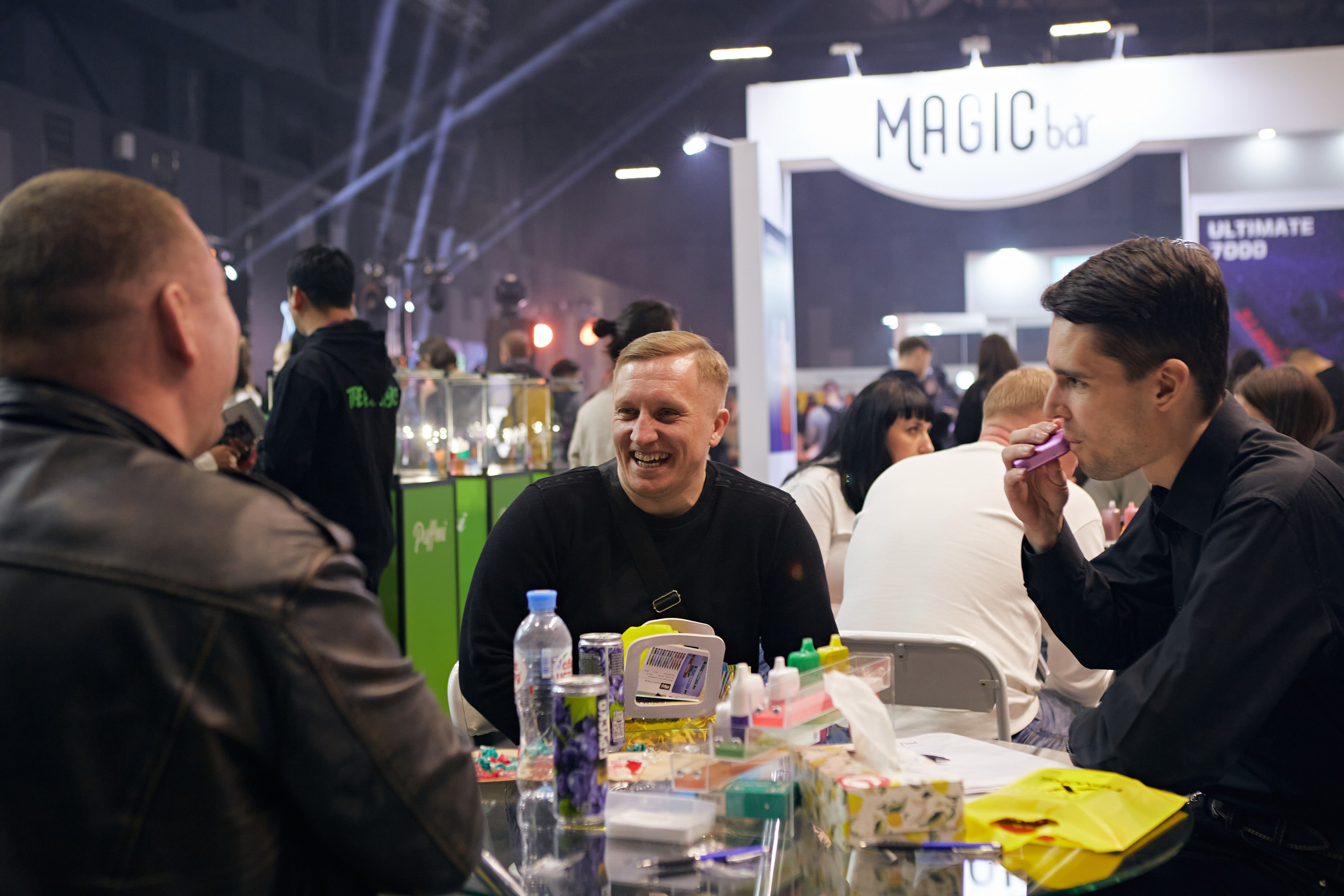 PUFFMI на Global Vape Expo. Фотограф Андрей Егоров