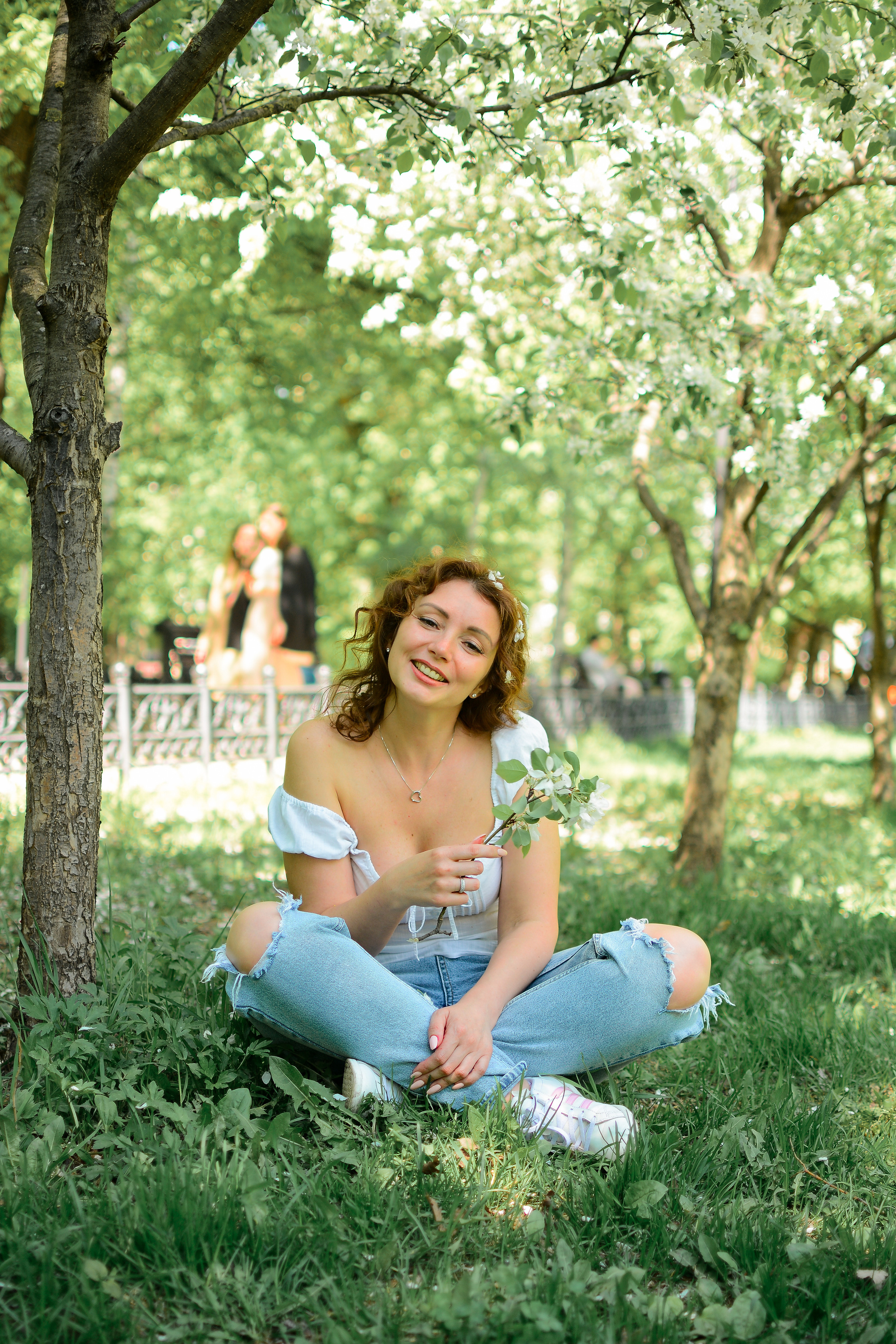 Фотосессия в цветах. Семейный фотограф