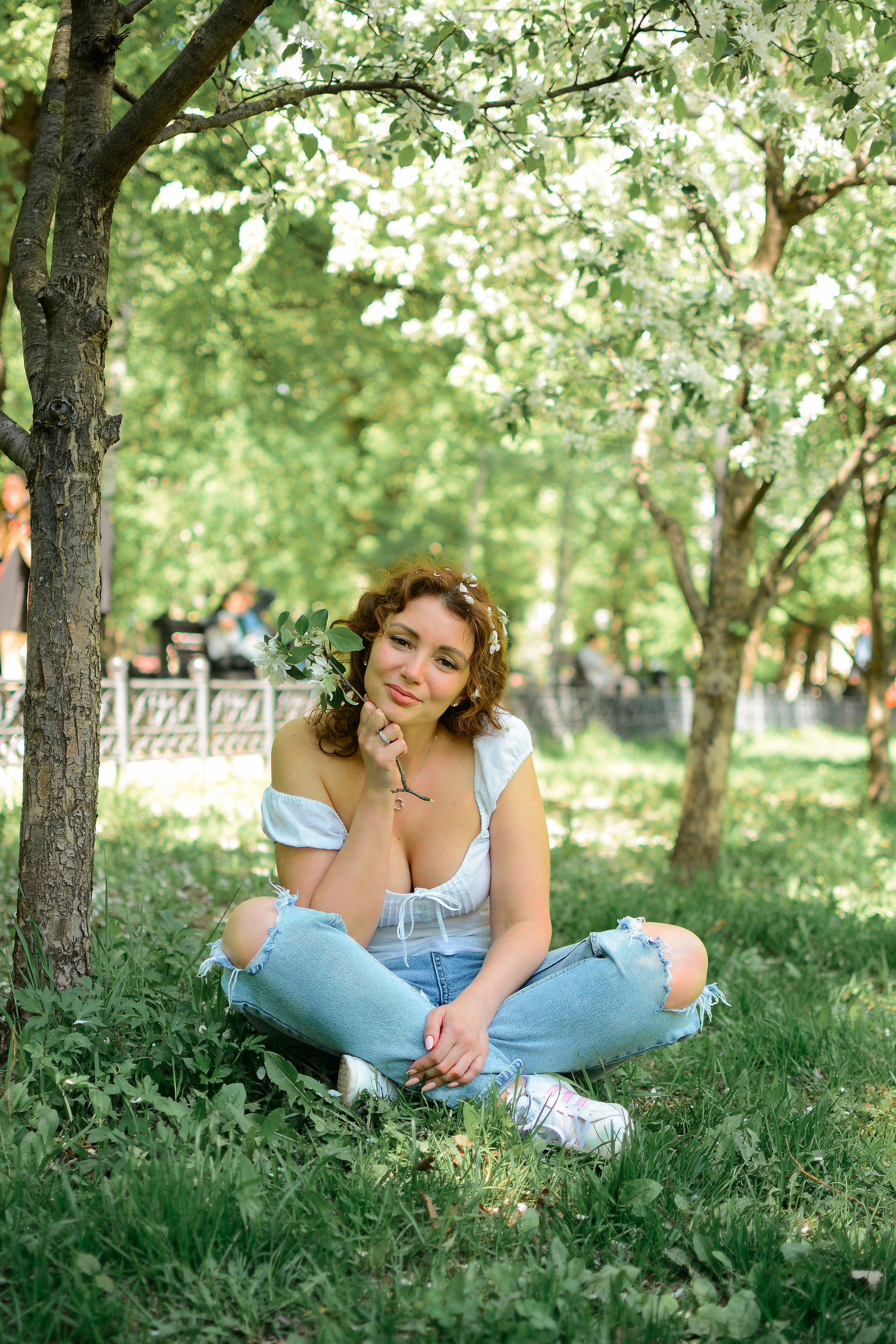 Фотосессия в цветах. Семейный фотограф