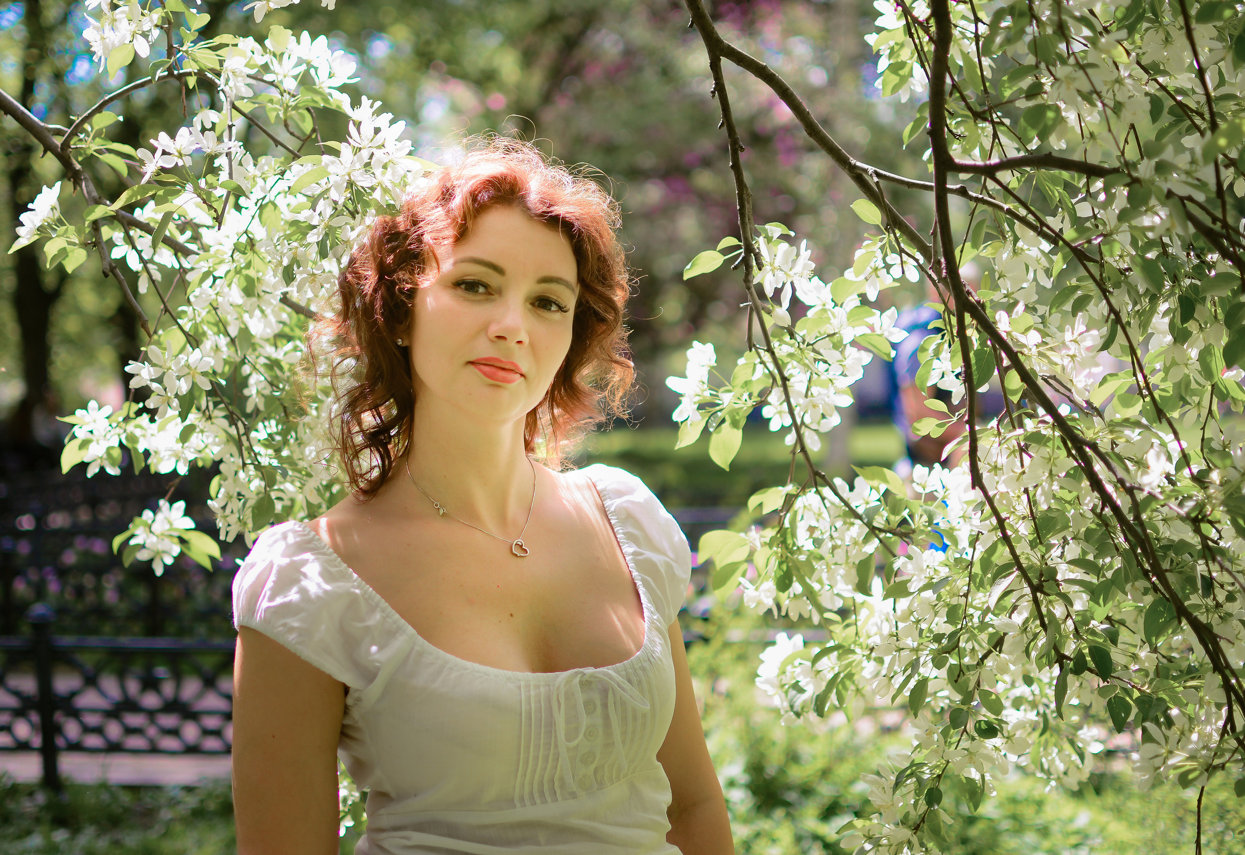 Фотосессия в цветах. Семейный фотограф