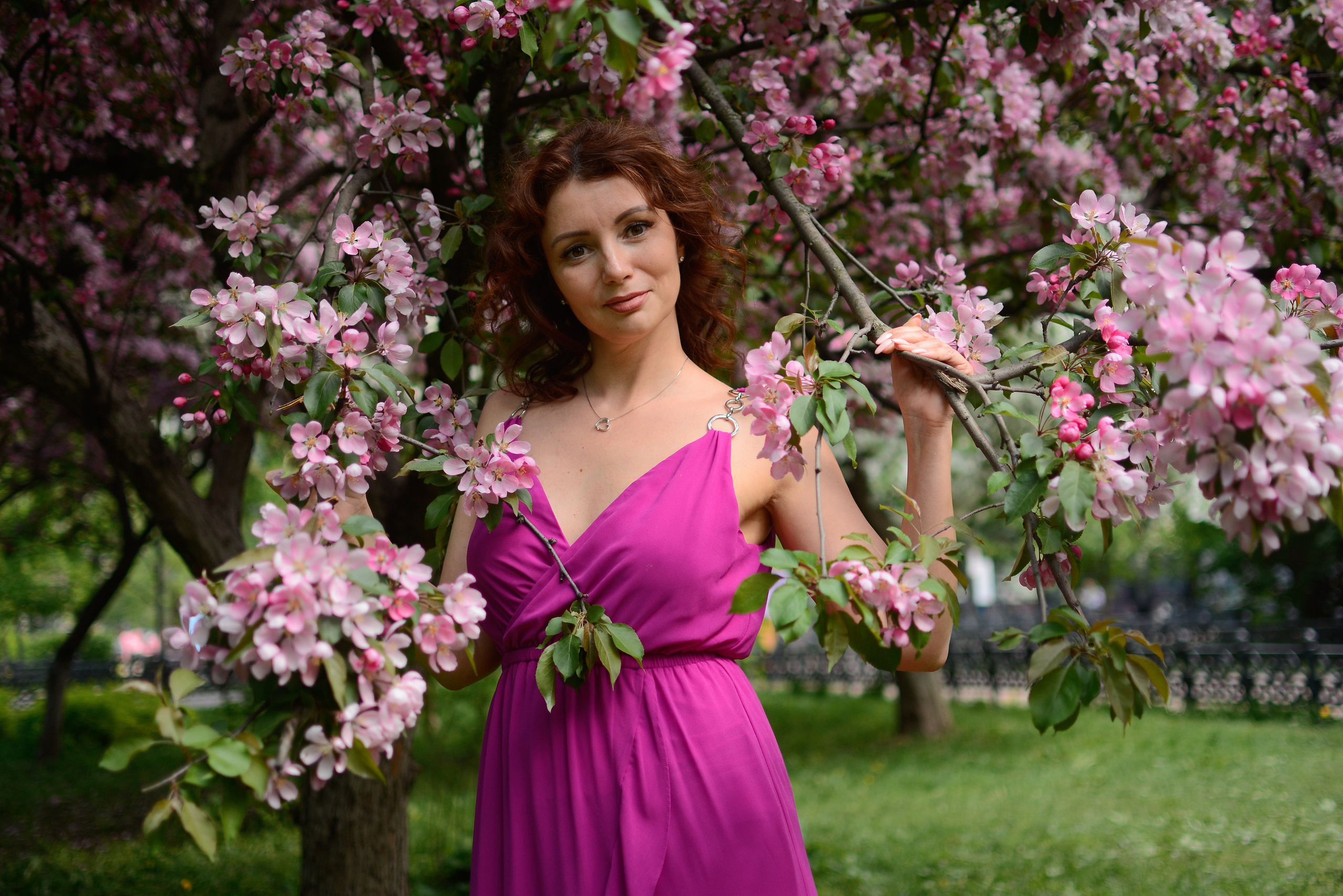 Фотосессия в цветах. Семейный фотограф