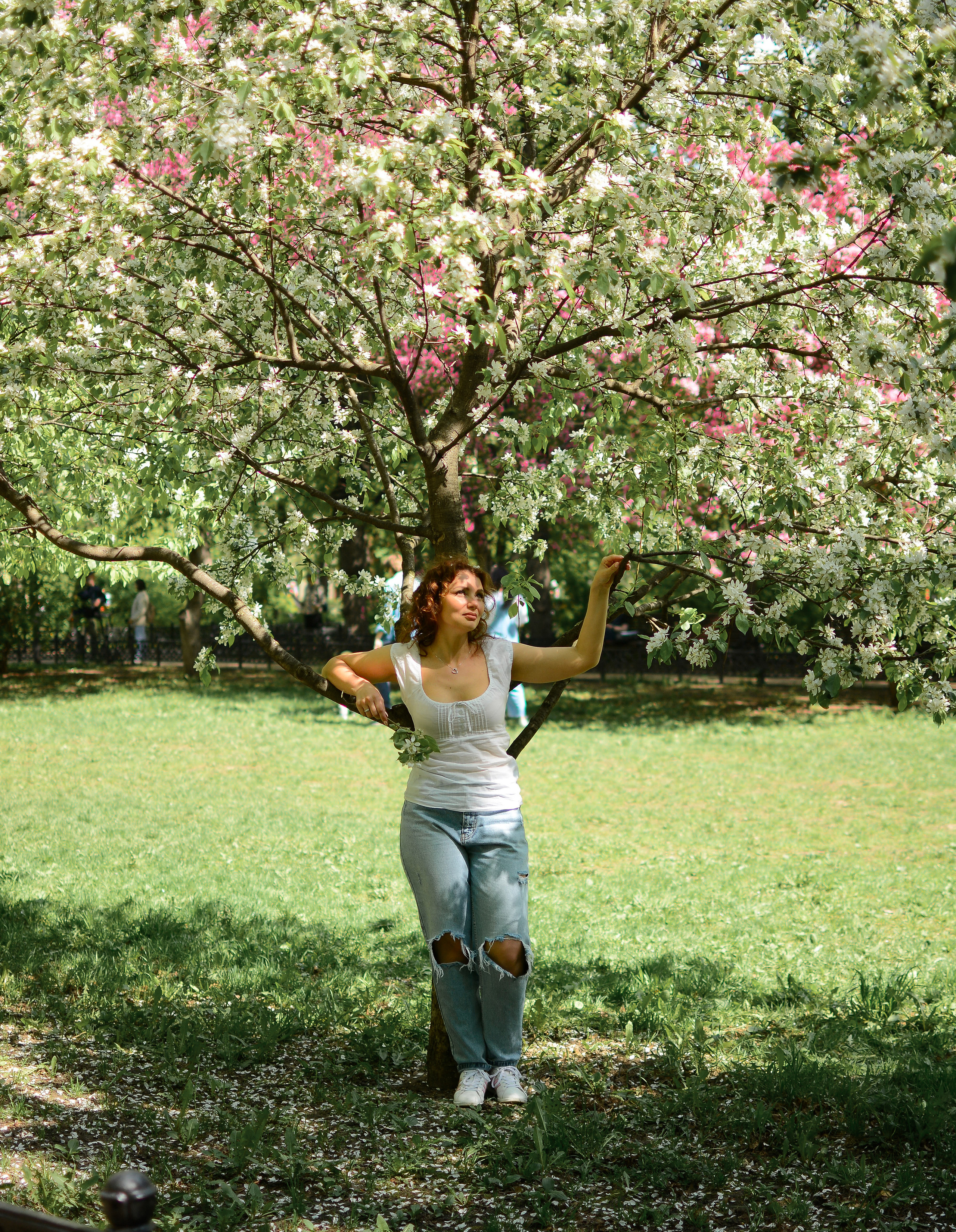 Фотосессия в цветах. Семейный фотограф