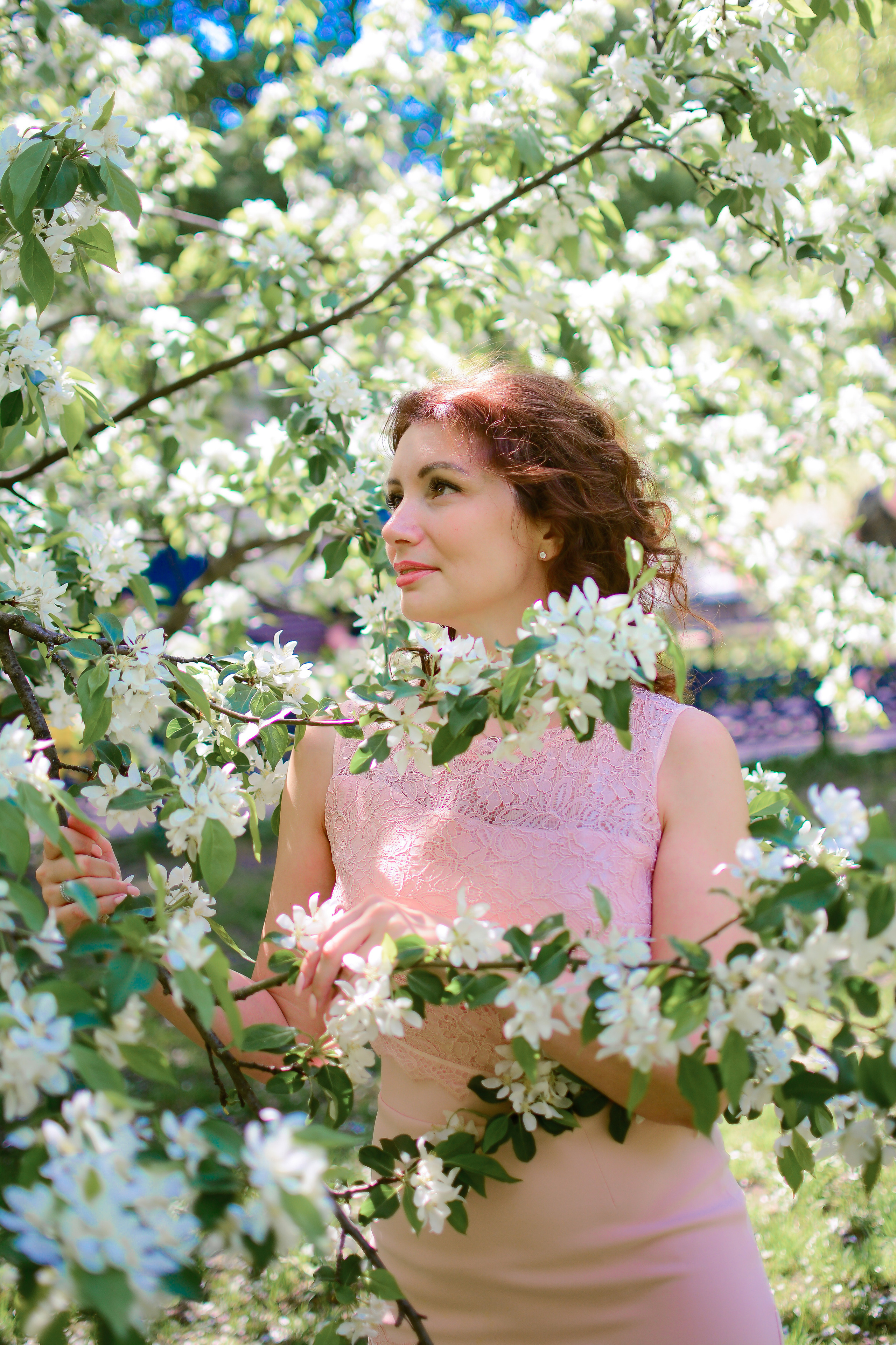 Фотосессия в цветах. Семейный фотограф