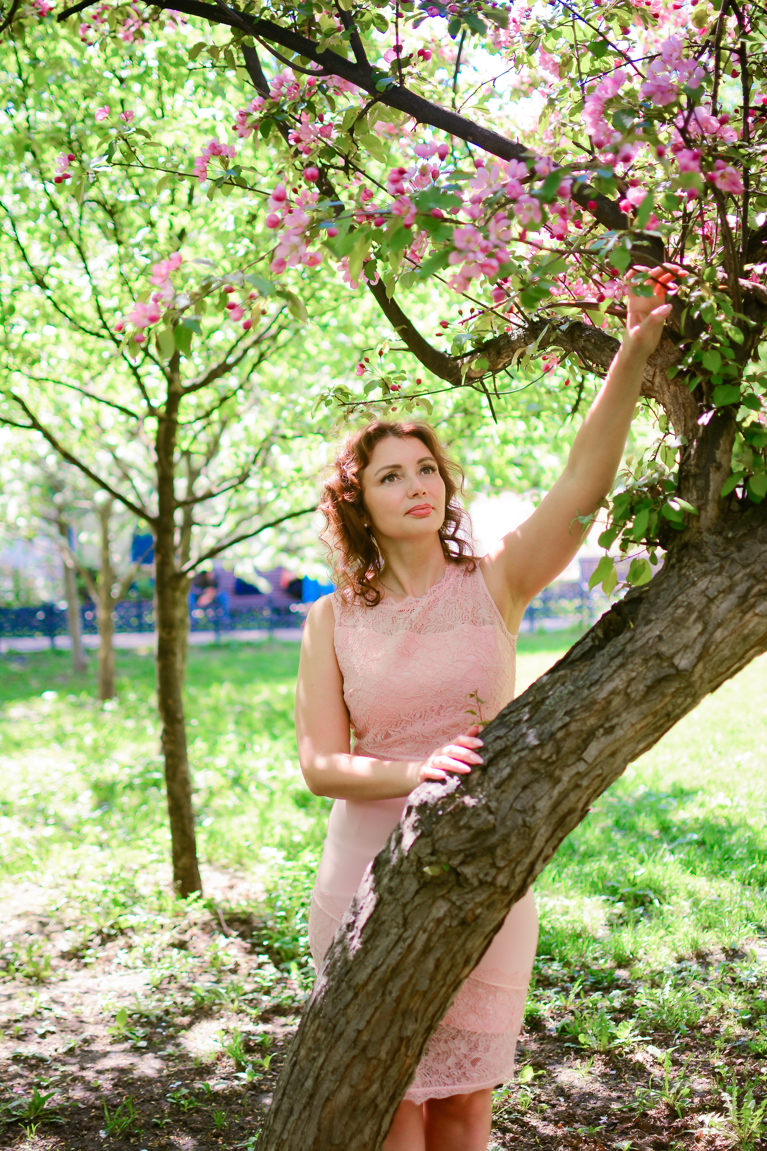 Фотосессия в цветах. Семейный фотограф