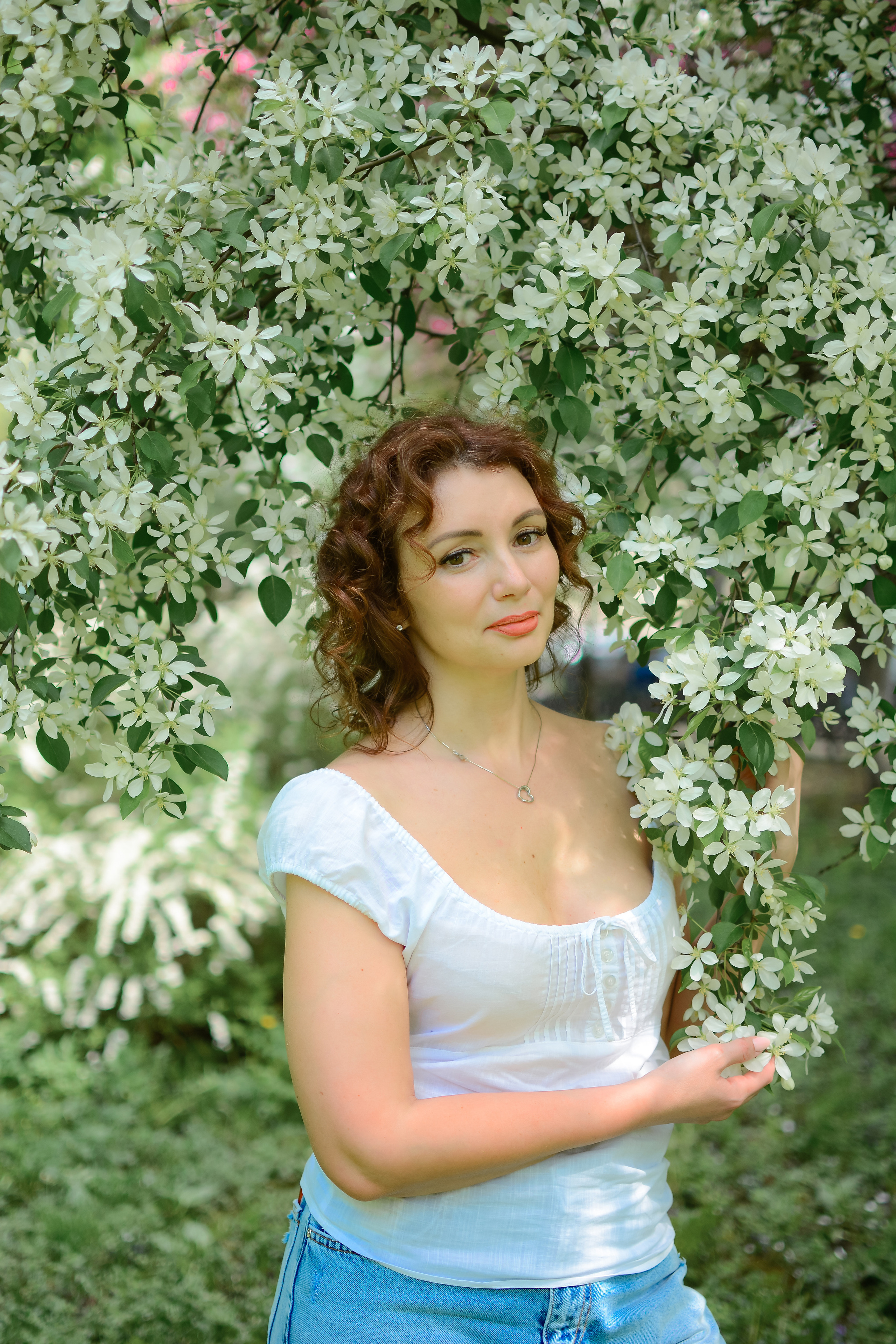 Фотосессия в цветах. Семейный фотограф