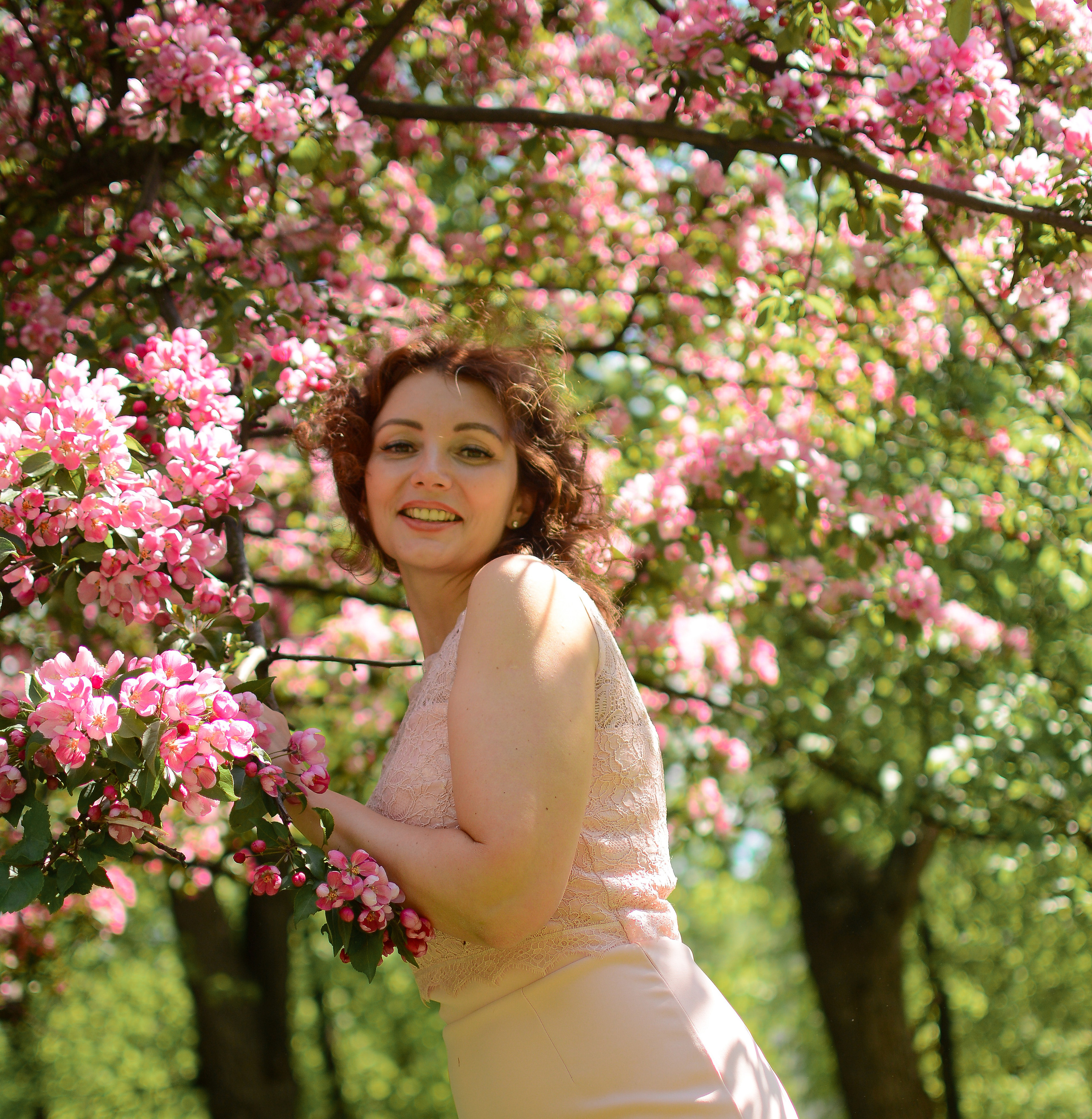 Фотосессия в цветах. Семейный фотограф