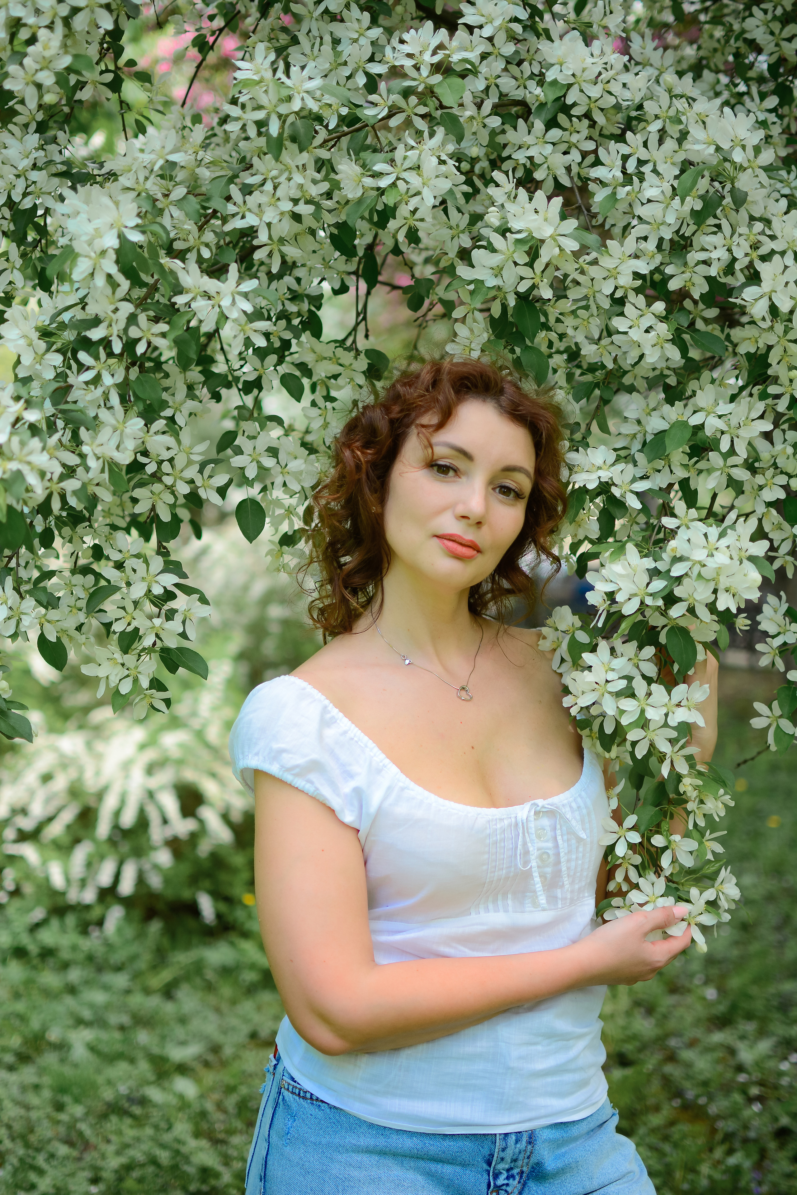 Фотосессия в цветах. Семейный фотограф