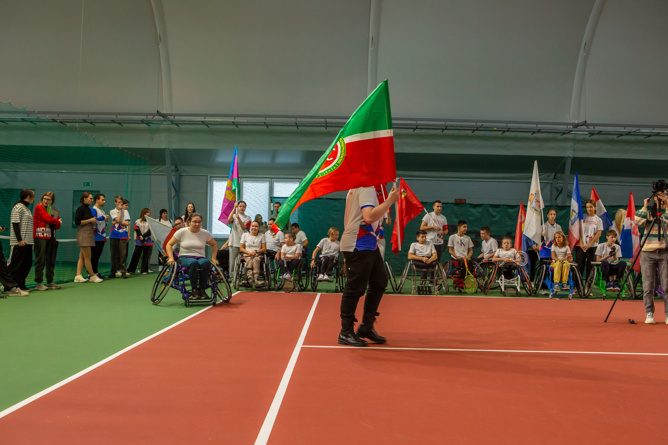 Турнир по теннису на колясках. Репортажный, семейный, свадебный, портретный фотограф