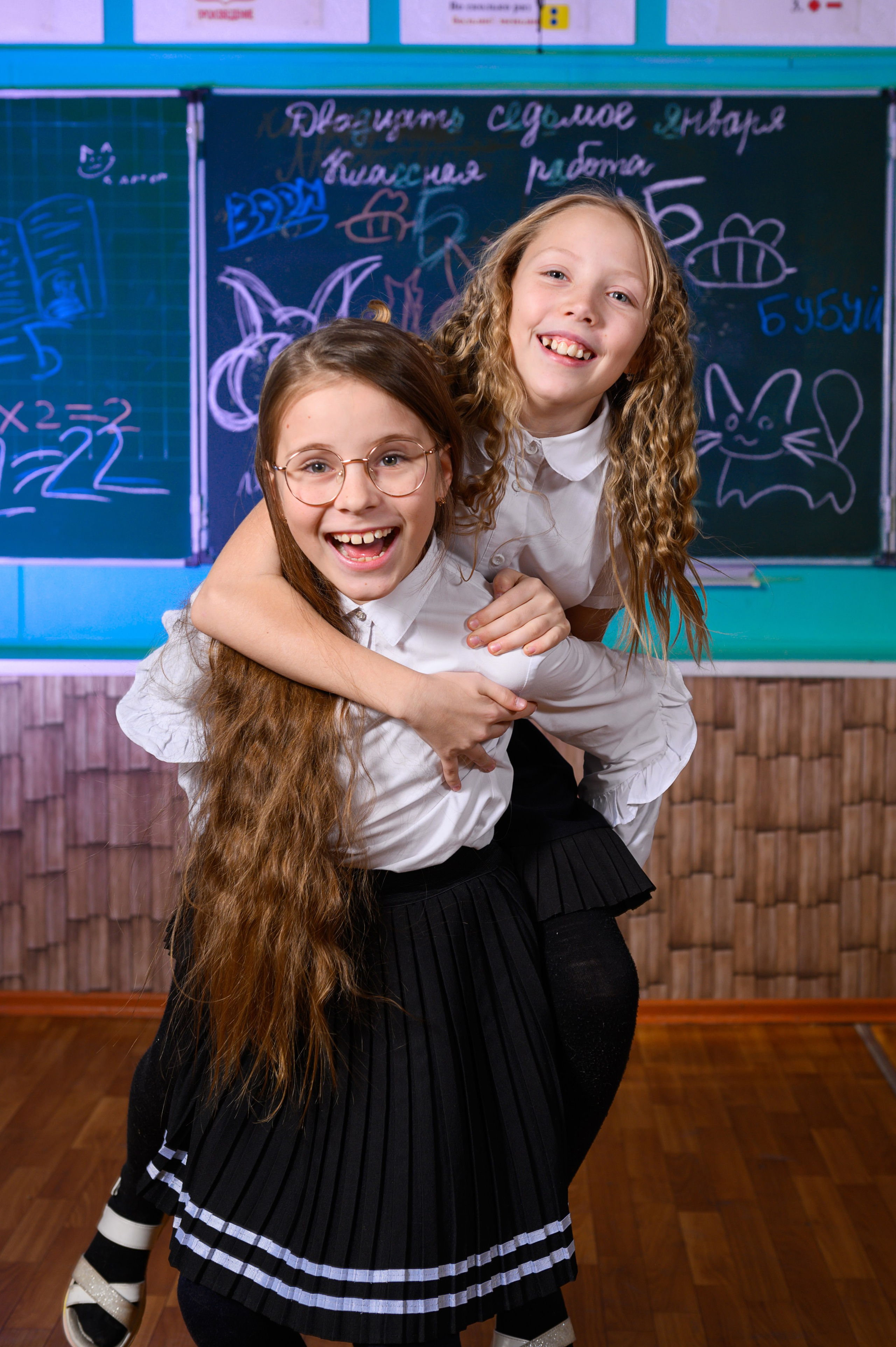 Школьная фотосъемка для выпускного альбома 4 класса. Выпускные альбомы Искитим Бердск Новосибирск