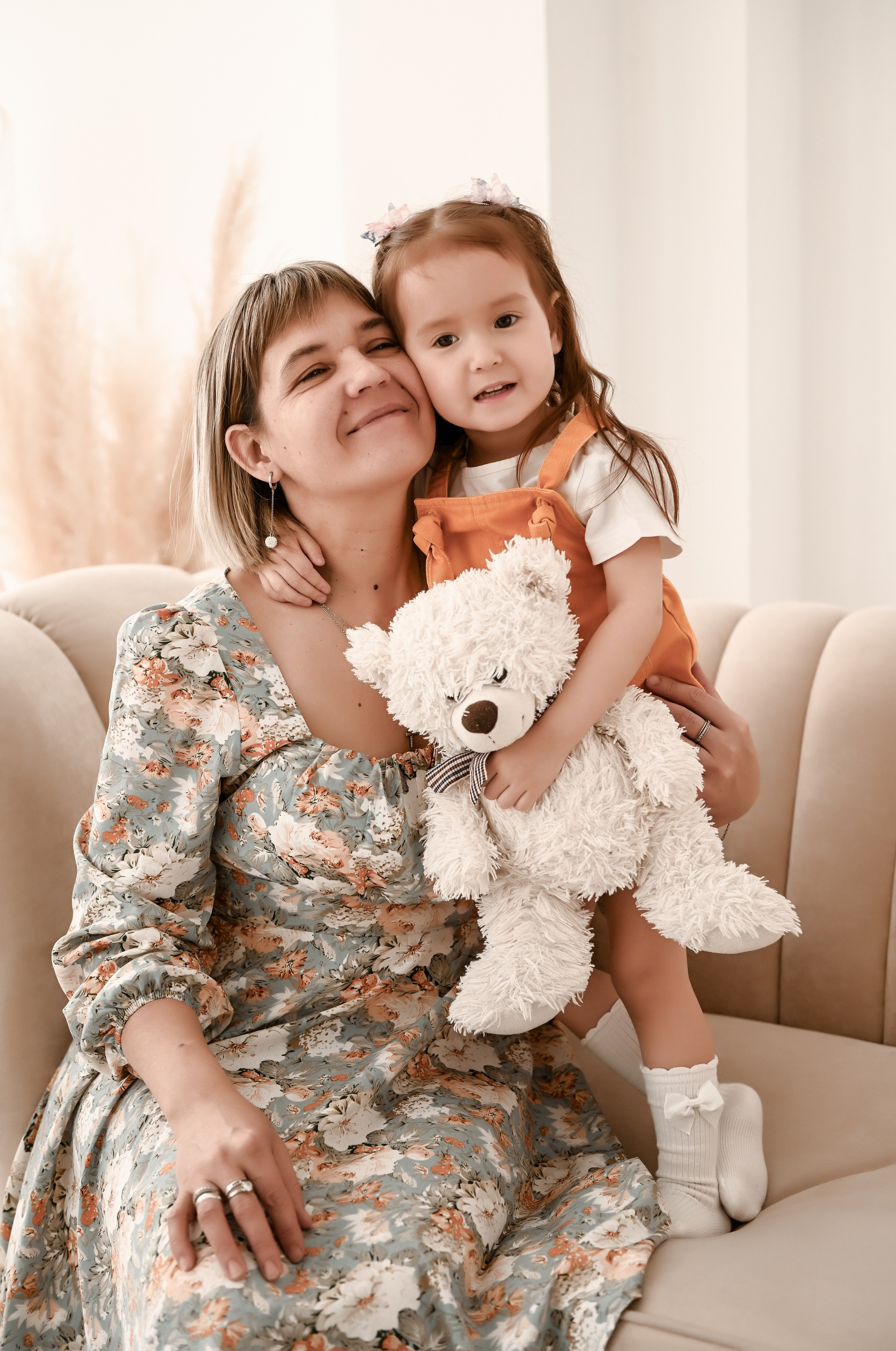 Семейная студийная  фотосессия 2. Свадебный, семейный, детский, контент фотограф в Омске Максим Ильин