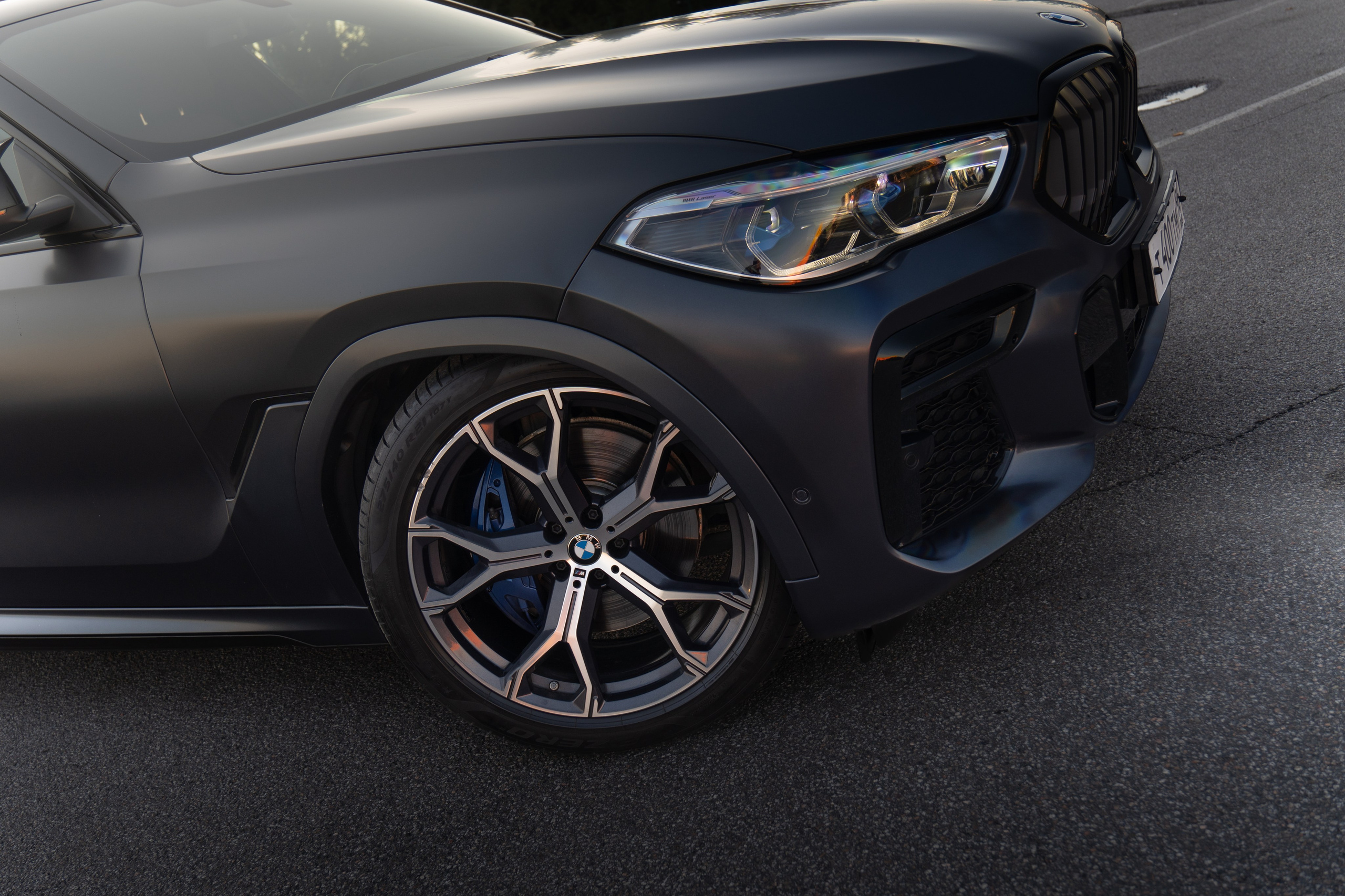 BMW X6. Автомобильный фотограф Алексей Хезеков