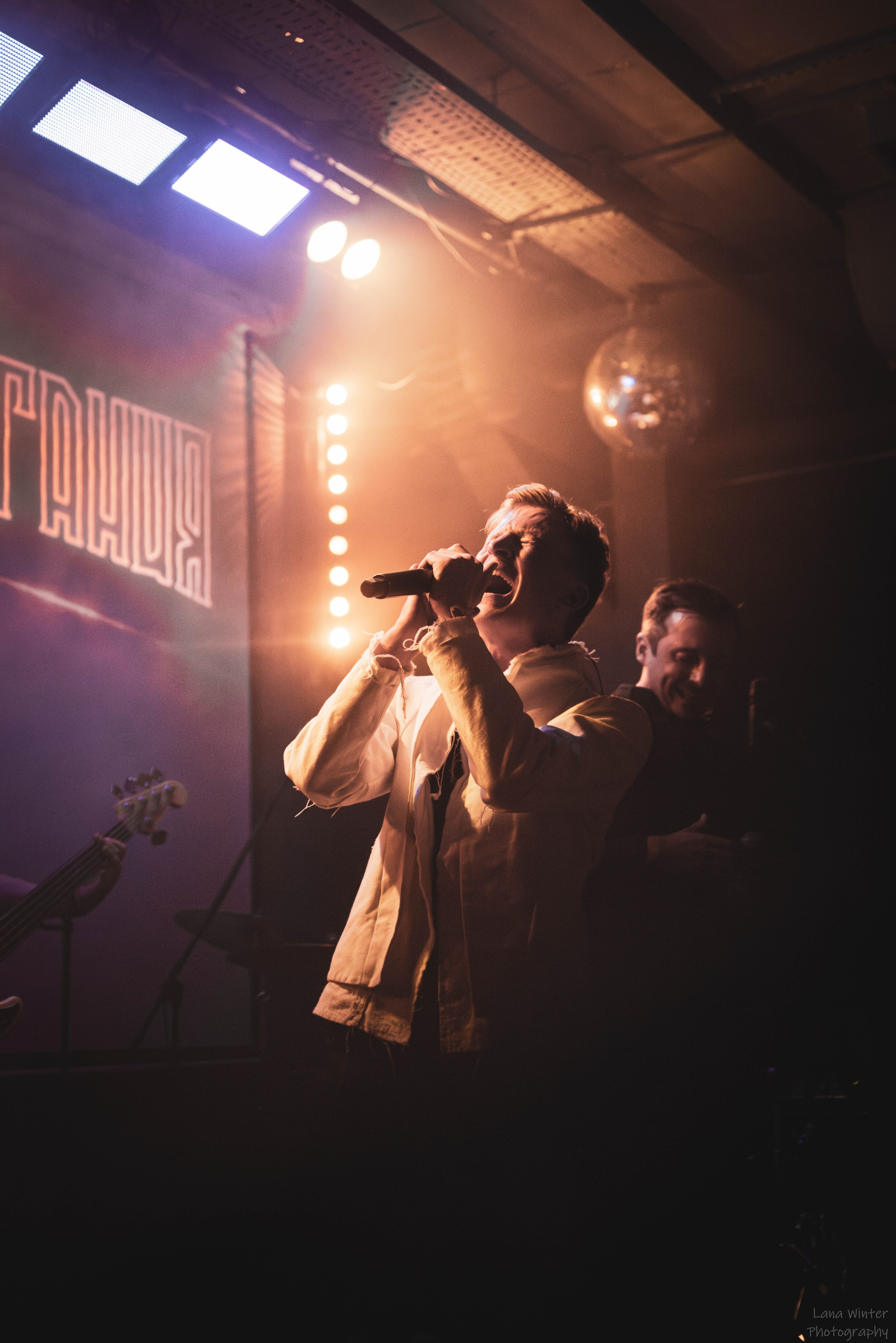 Площадь Восстания (8 марта 2025 года, Москва, клуб Техника Безопасности). Фотограф Светлана Блинова, Москва и Московская область