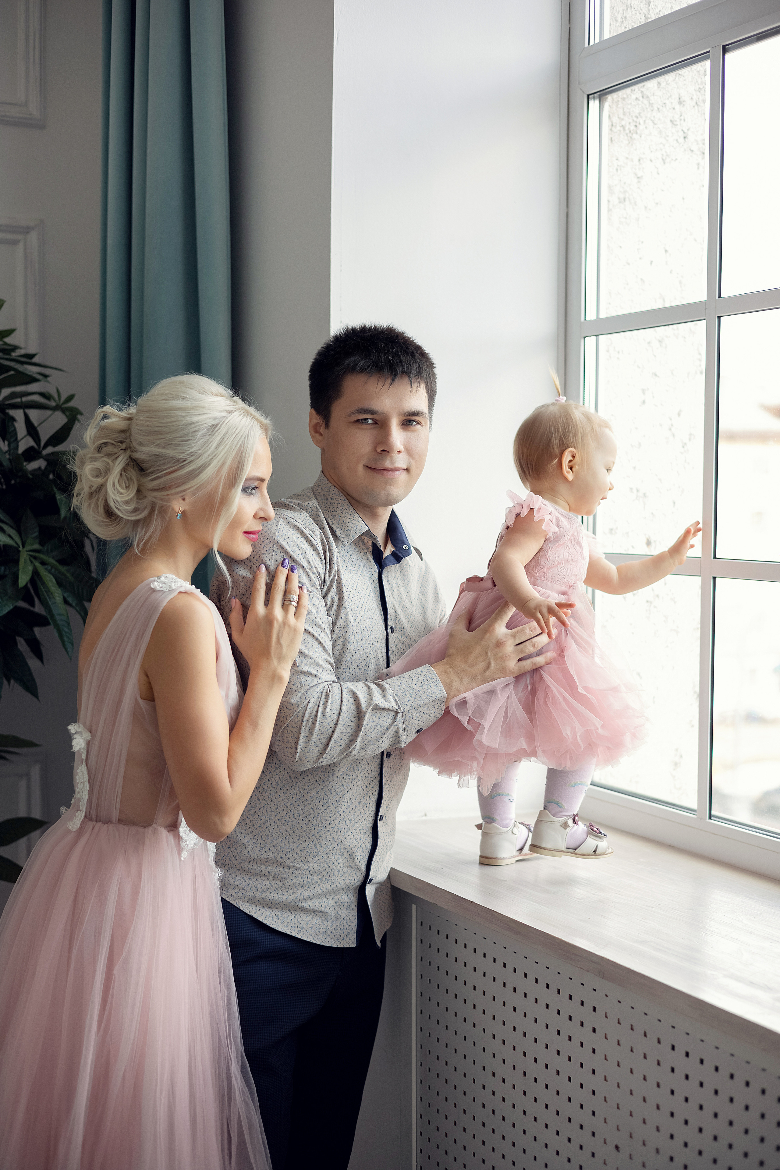 Семейная фотосъемка в честь дня рождения годовалой доченьки. Семейный и детский фотограф в Перми Мария Карабатова