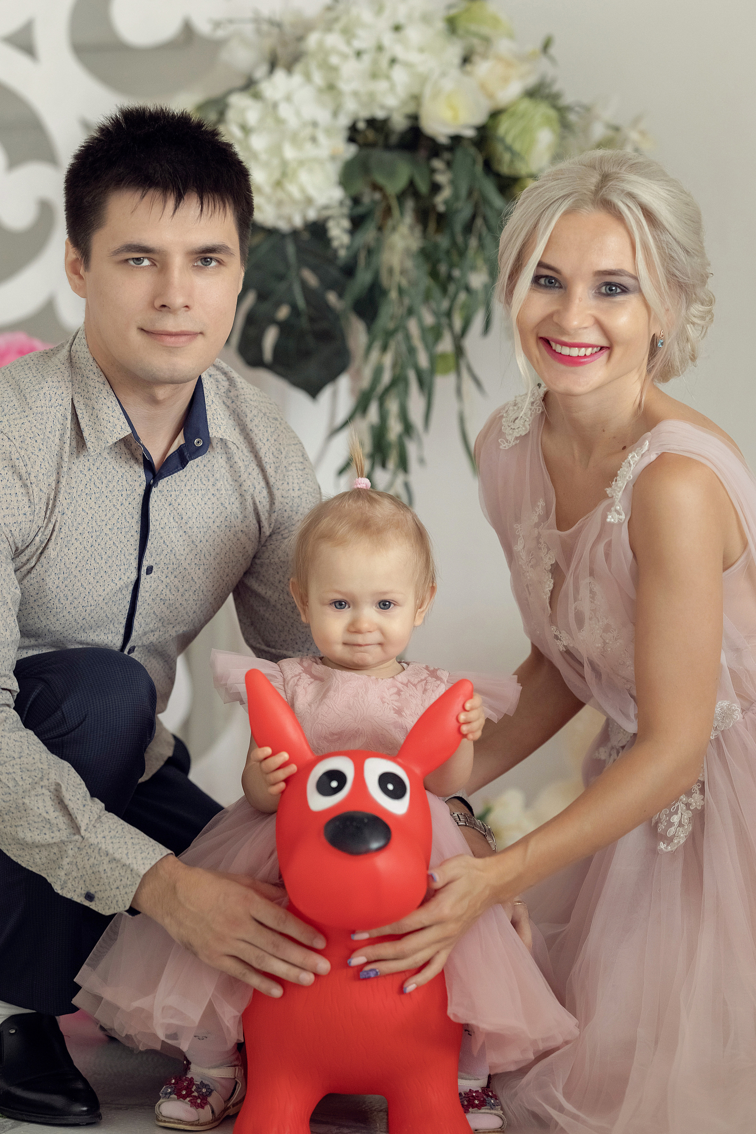 Семейная фотосъемка в честь дня рождения годовалой доченьки. Семейный и детский фотограф в Перми Мария Карабатова